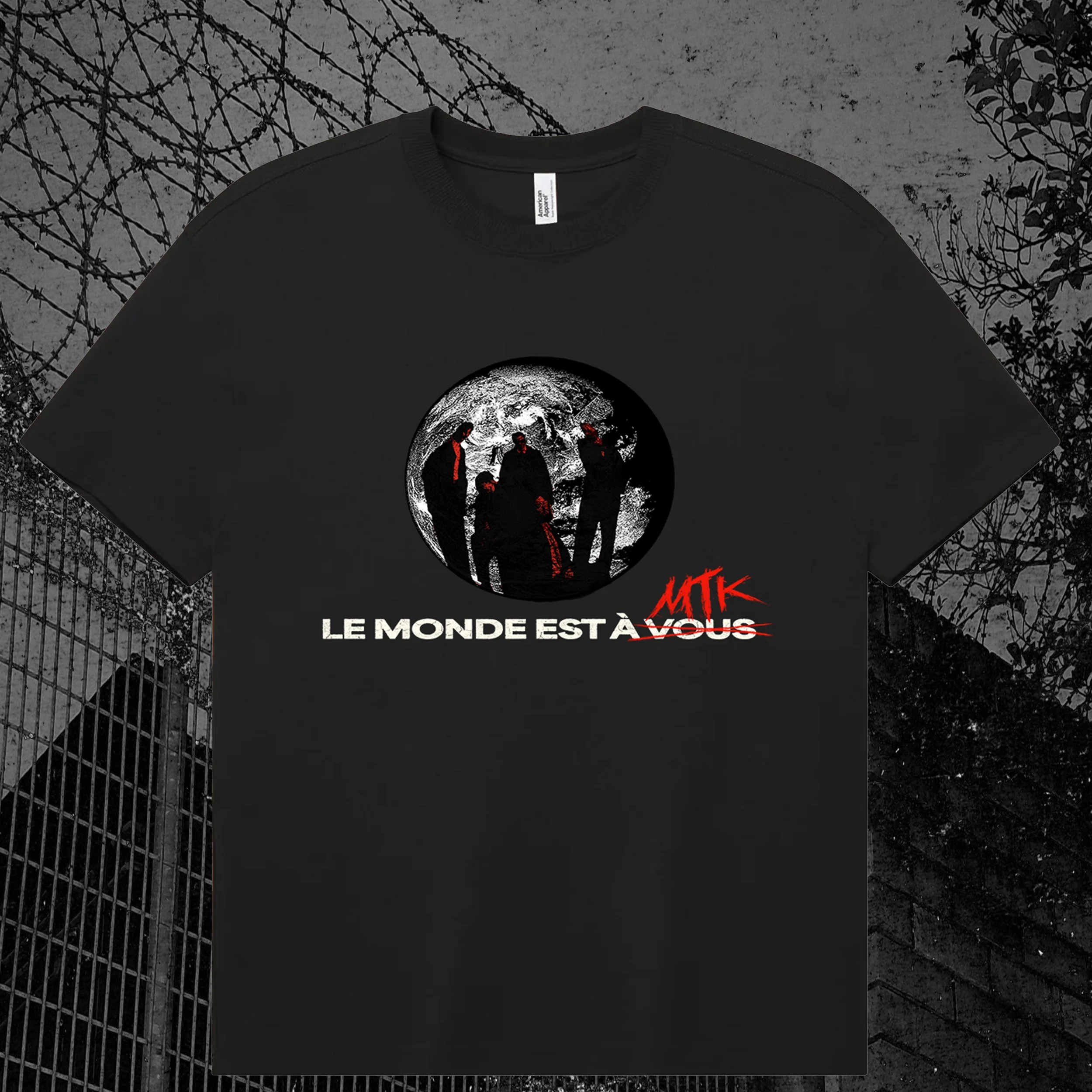 Le Monde tee.JPG