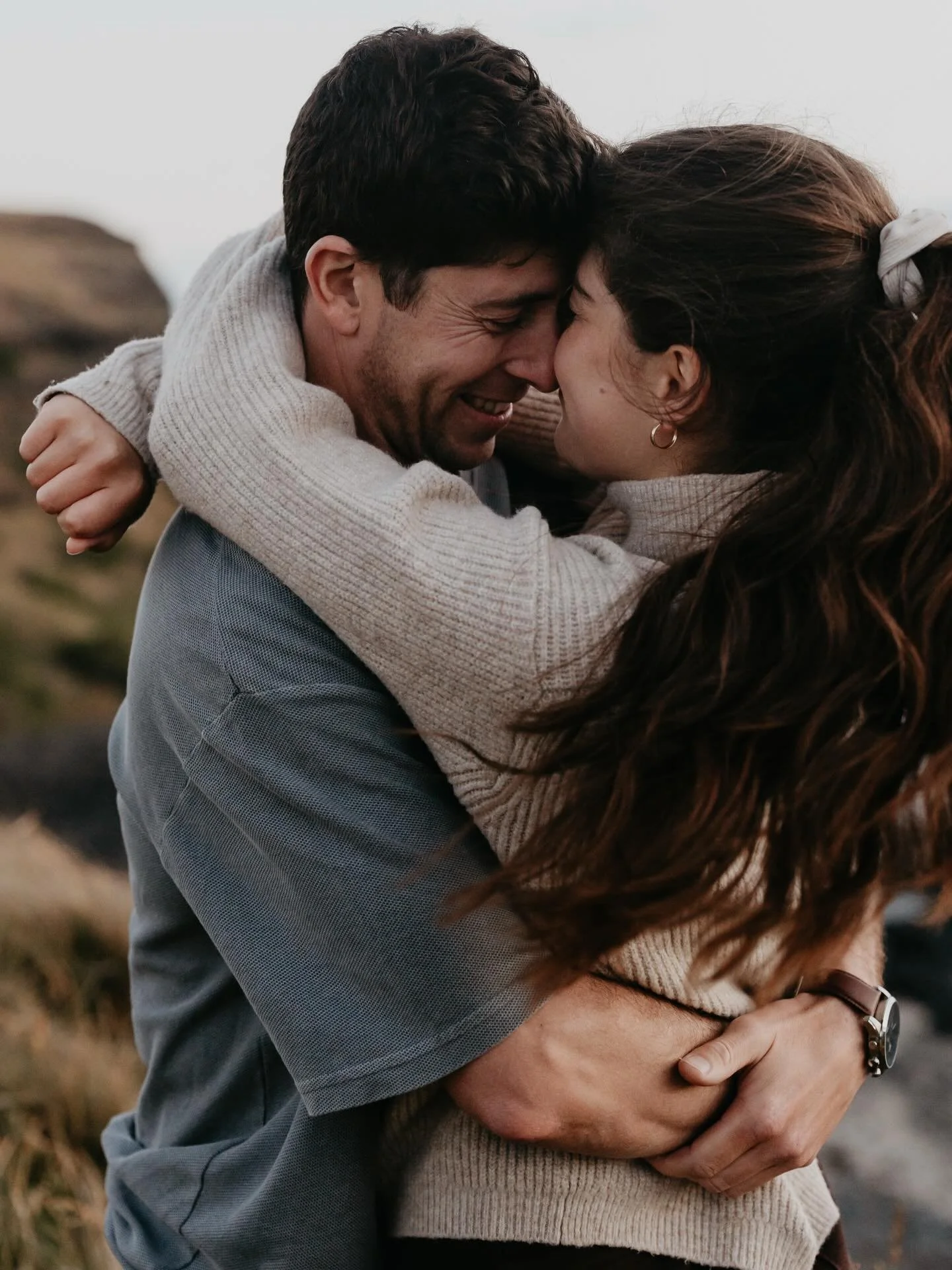 Some beautiful light and a beautiful couple! The perfect summer evening with these two 🤍

#coupleshoot #engagementshoot #melbourneweddingphotographer #engagementshoot #morningtonpeninsula