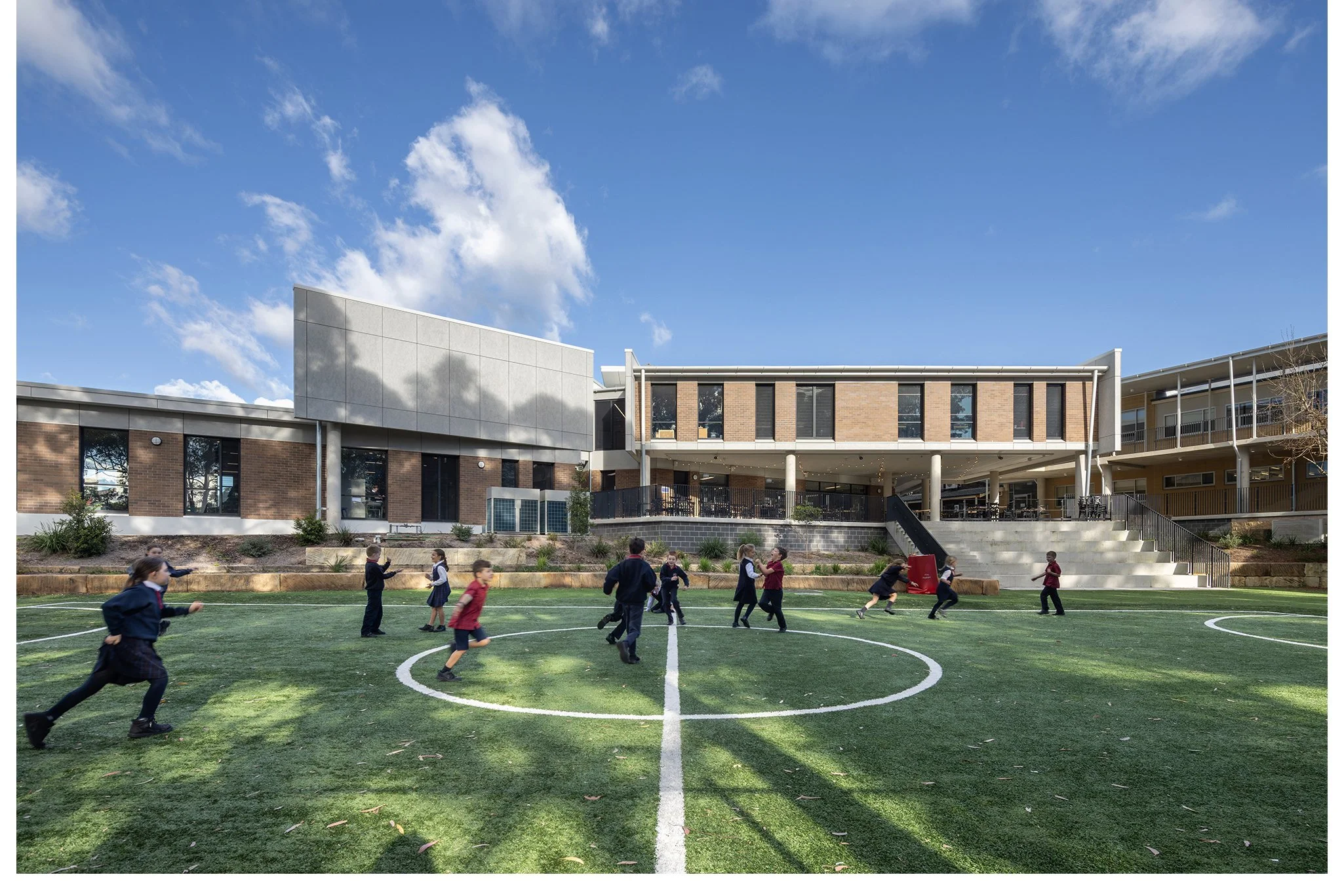 BowGoold_WycliffeChristianSchool_Warrimoo_01.jpg