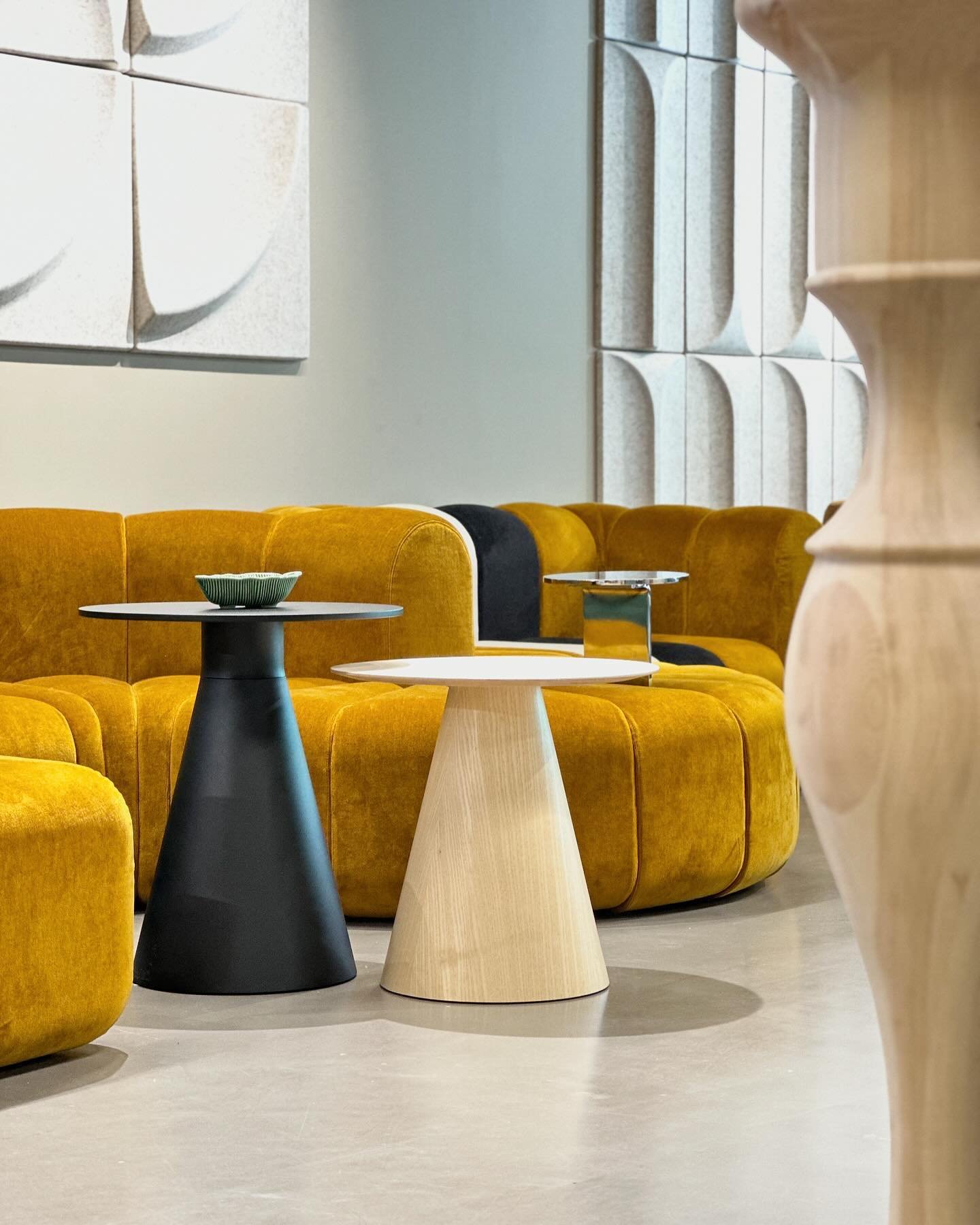 Inspirasjonstur til @designerscorneroslo✨
-
@canvas.no @bergstudio @smlstudioslo @occhiostorebysml @skoyendesigncenter