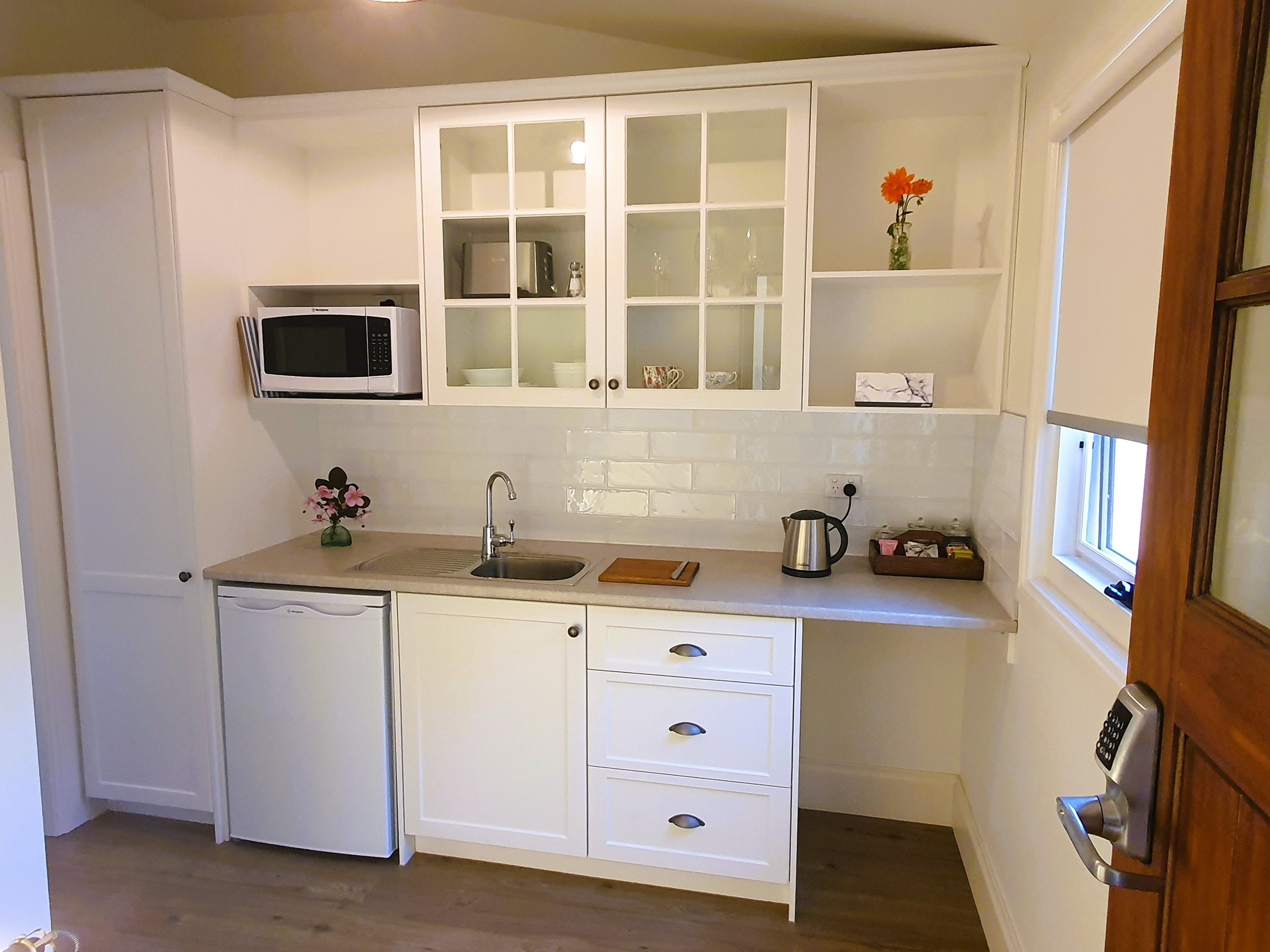 CanopyCath-11_Kitchenette.jpg