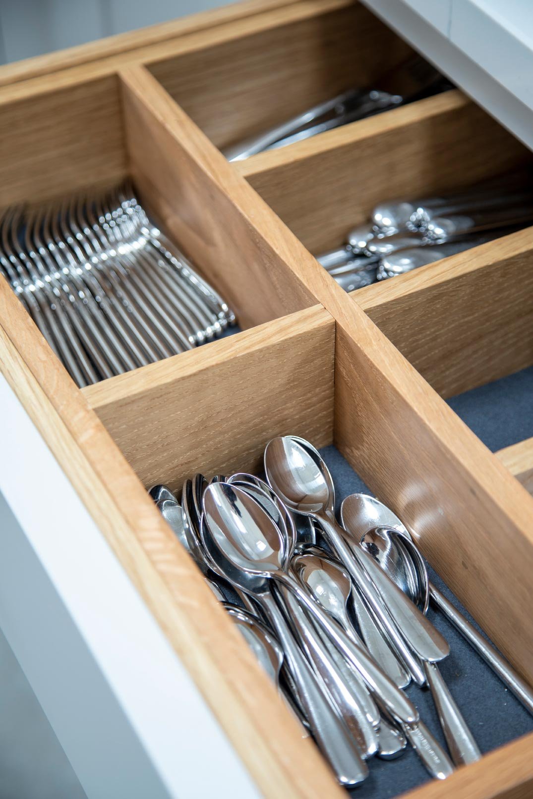 Timeless Family Kitchen 04