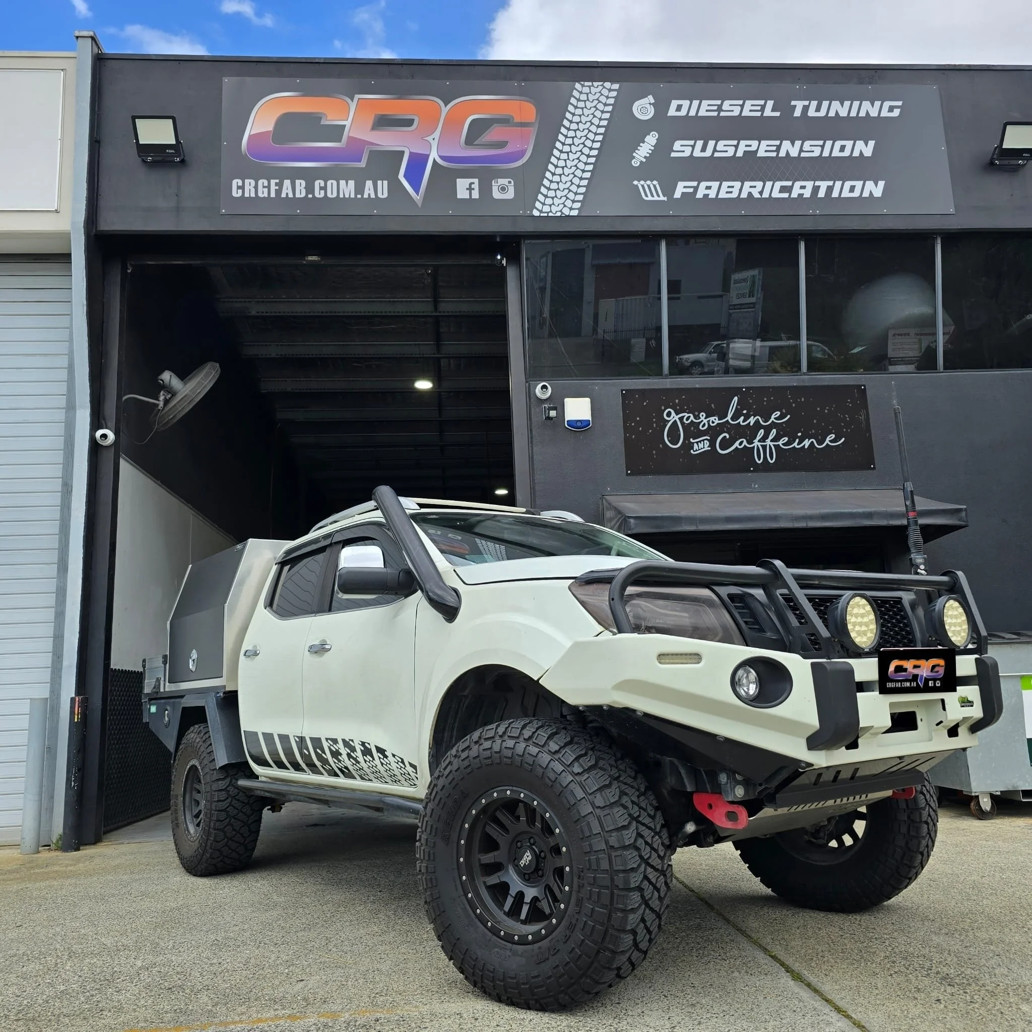 NP300 intercooler kit and tune. 

Another improved Np300 on the streets. 

🙄Standard power was 138hp
😐Standard torque 478nm
 
😀Tuned power 194hp 40% more  power 
😲Tuned torque 624nm  that's 31% more torque

Our intercooler kit is:
✅PWR street ser