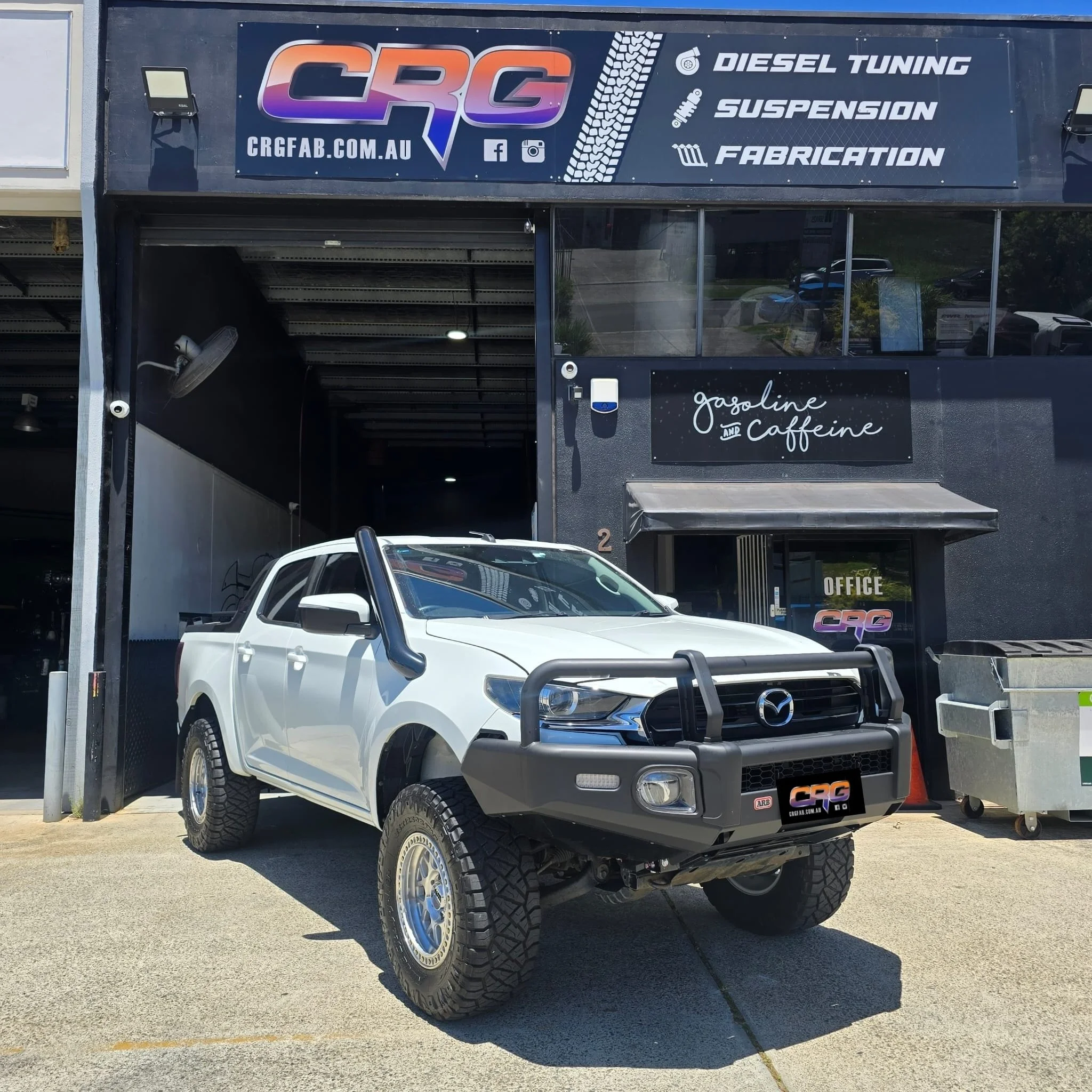 Madaz BTFiddy on the Dyno

First BT in a while. This one came in for our intercooler hard pipe kit and aluminium intake pipe. 
Intercooler piping fitted perfect.. Intake pipe not so. The aftermarket airbox didn't suit our intake pipe unfortunately so