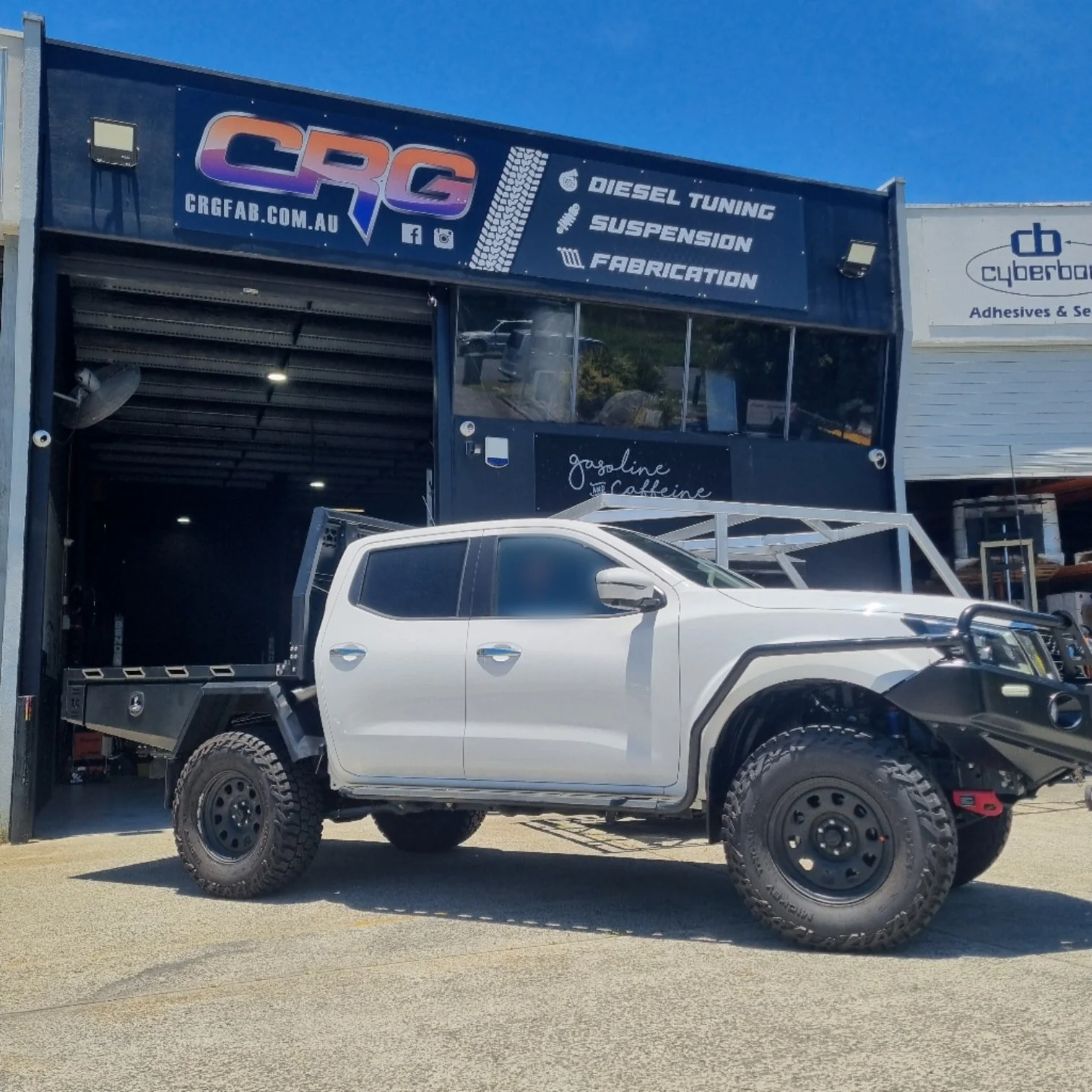 Time do some power. 

NP300 In for a tune on big old 35s.
Definitely needing an intercooler. We had to remove the bash plates to get air to the factory intercooler on the dyno. 

🙄Standard power was 127hp horse power
😐Standard torque 422nm of torqu
