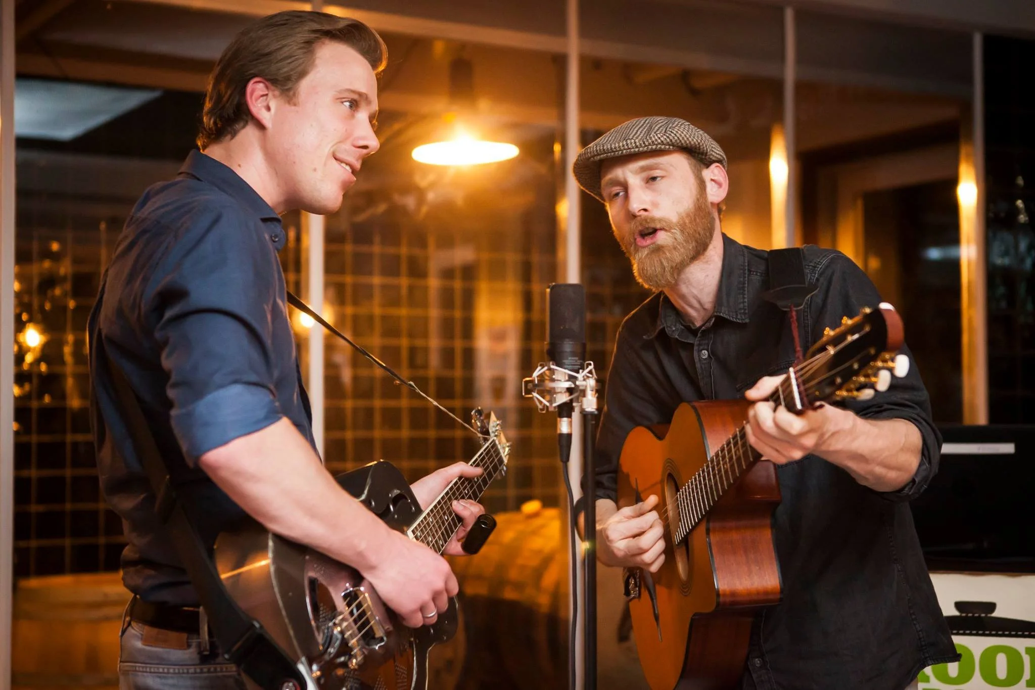 Persfoto The Mule Stompers - duo. Klik foto voor download
