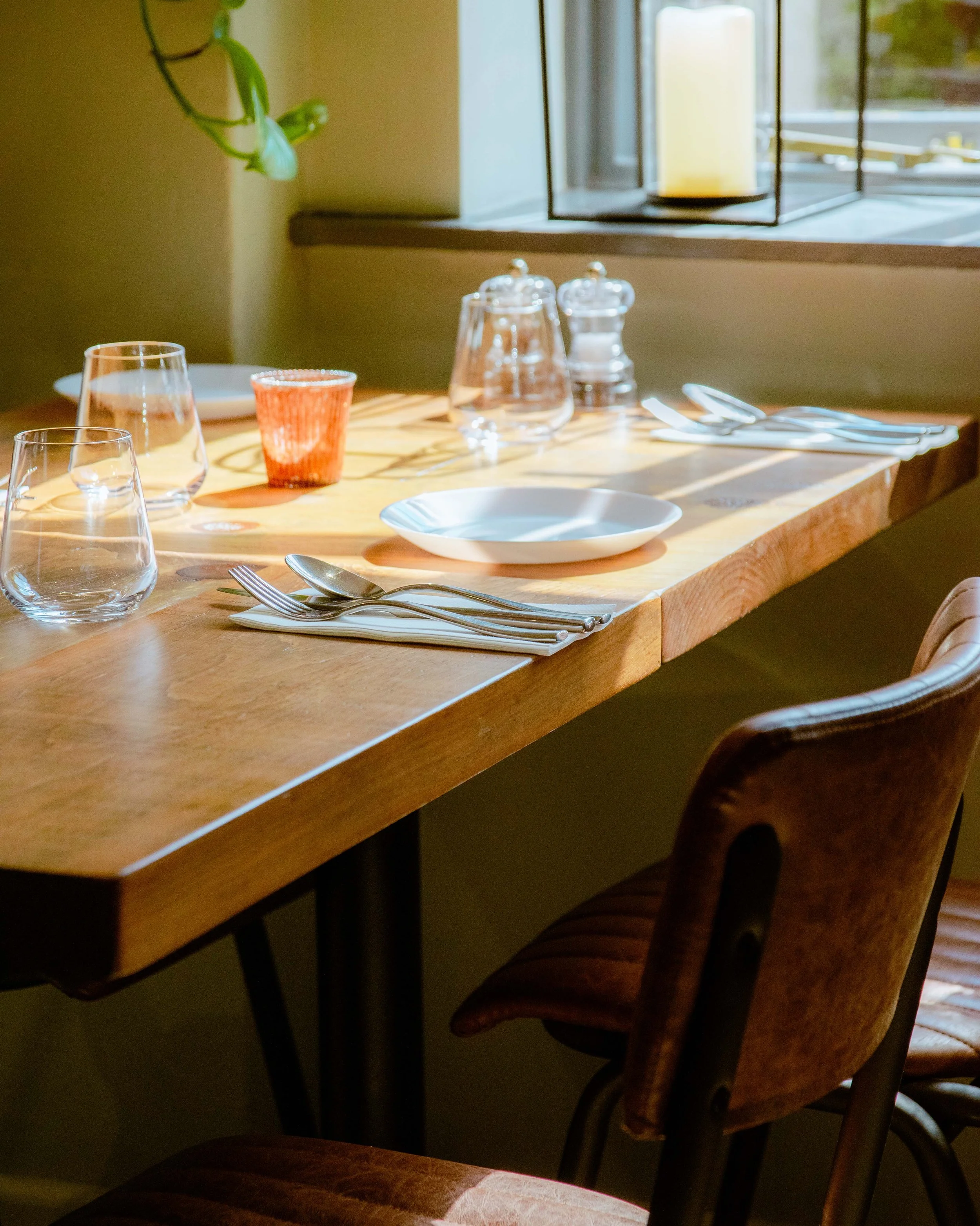 Lowes restaurant compressed-9.jpg