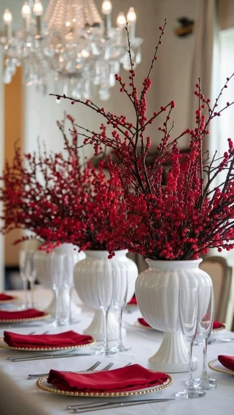 7 Festive Decoration Ideas with Christmas Flowers