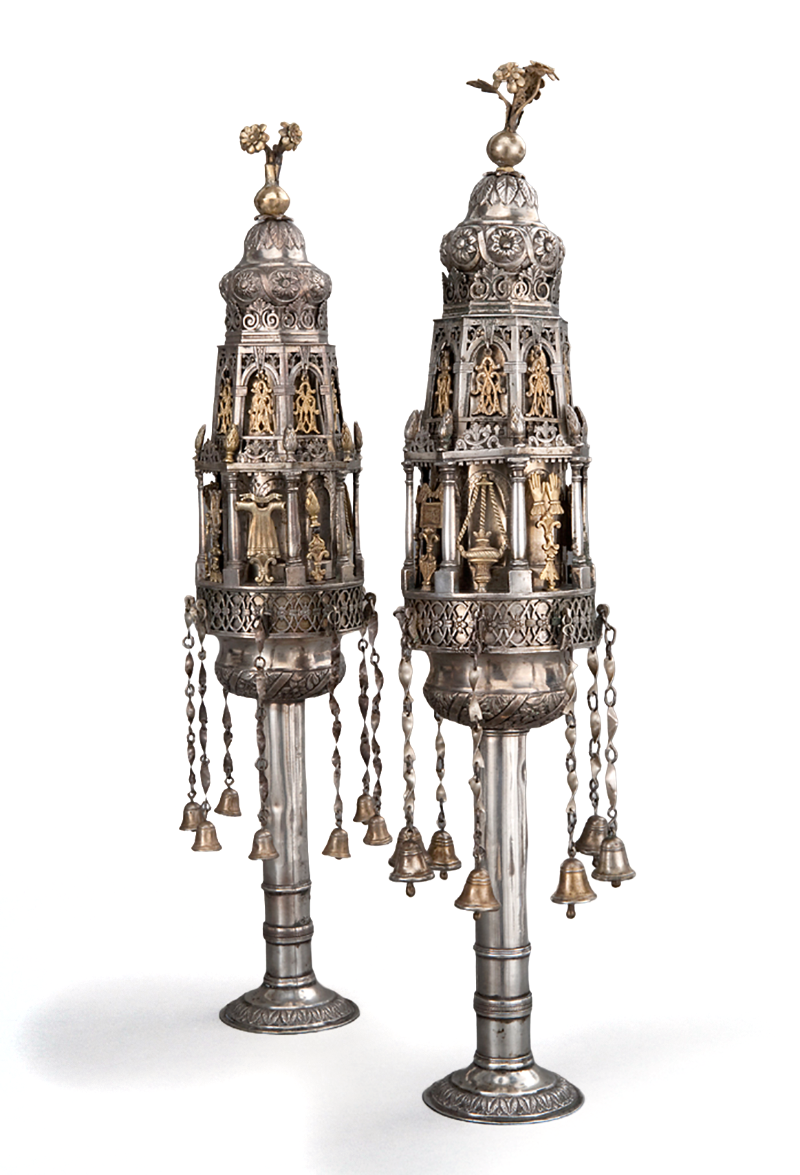 Oggetti rituali ebraici in argento e ottone, Italia, 1837. Ph Sibila Savage