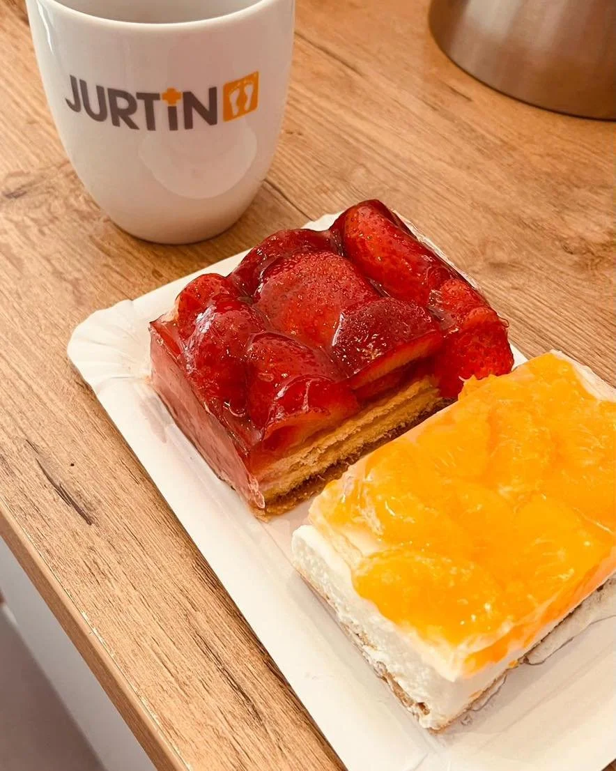 ☕🍓 So f&auml;ngt der Tag gut an 🍰😊

Mit einer leckeren &Uuml;berraschung und einem lieben Dankesch&ouml;n von einem zufriedenen Kunden startet man doch gleich mit einem L&auml;cheln in den Tag.

Solche kleinen Gesten zeigen uns jeden Tag, warum wi