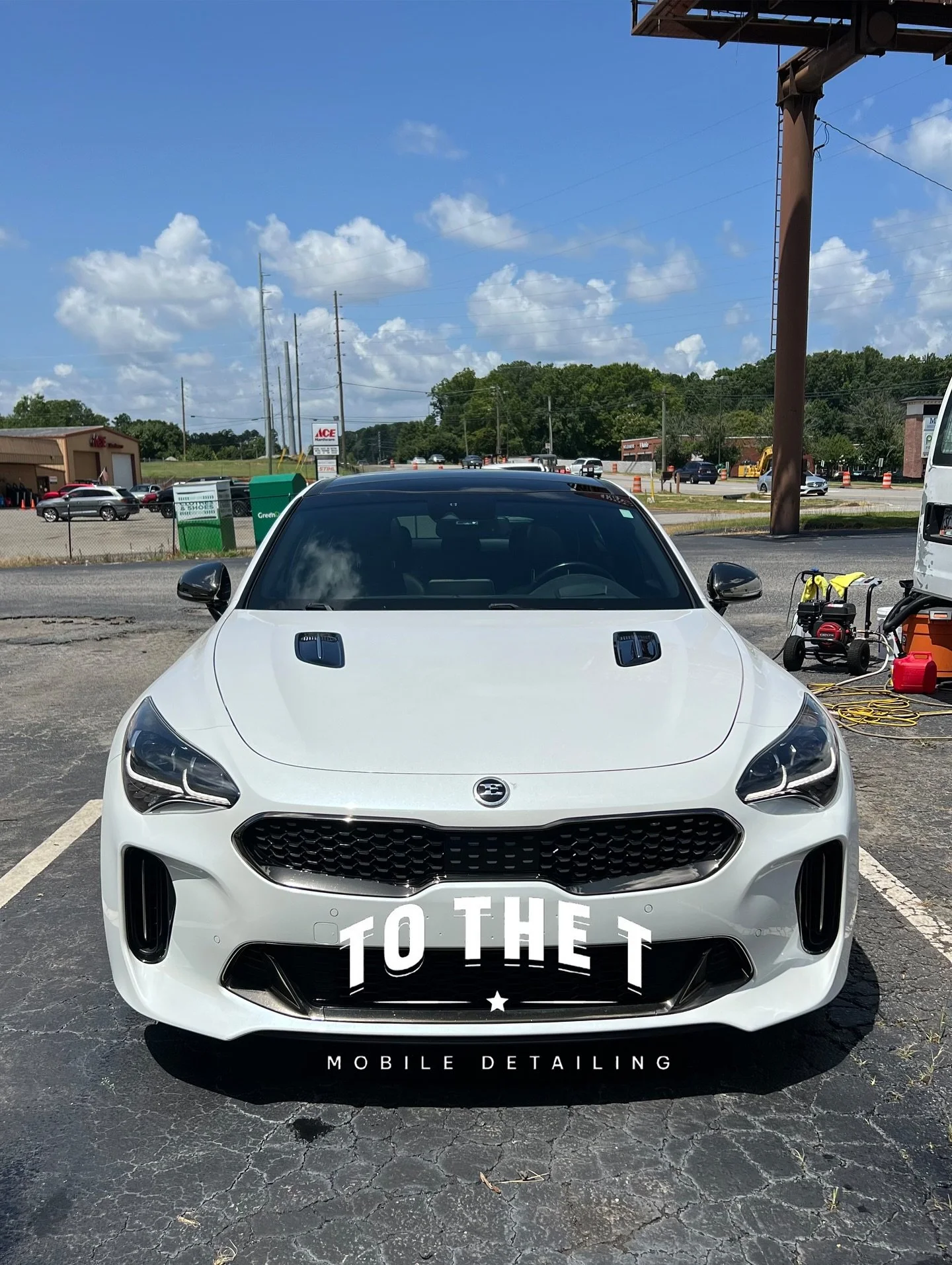 This Kia Stinger got our Wash &amp; Wax treatment. Now it&rsquo;s shining like new with that deep gloss and smooth finish! 🪞 Perfect for protecting your paint and turning heads on the road!

Looking to give your ride the ultimate protection and prem