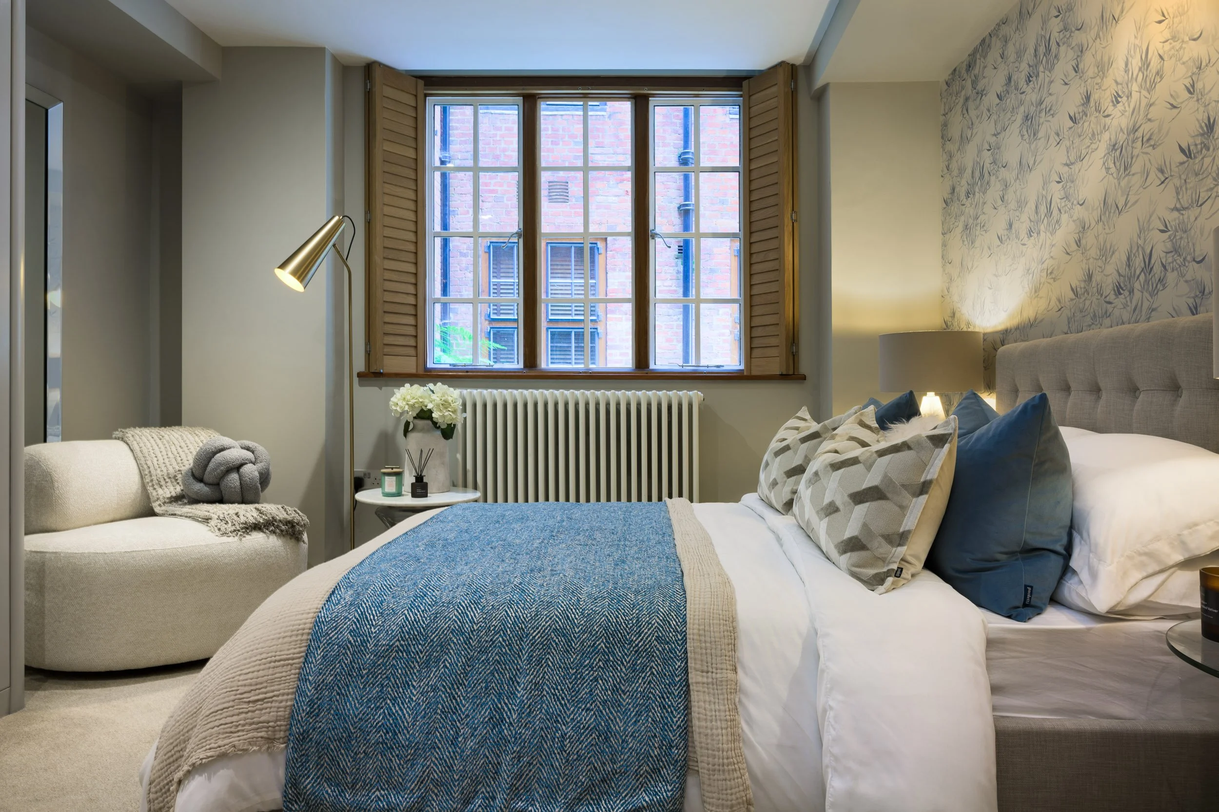 one-home-interiors-project-gough-house-fleet-street-london-bedroom1-after.jpg