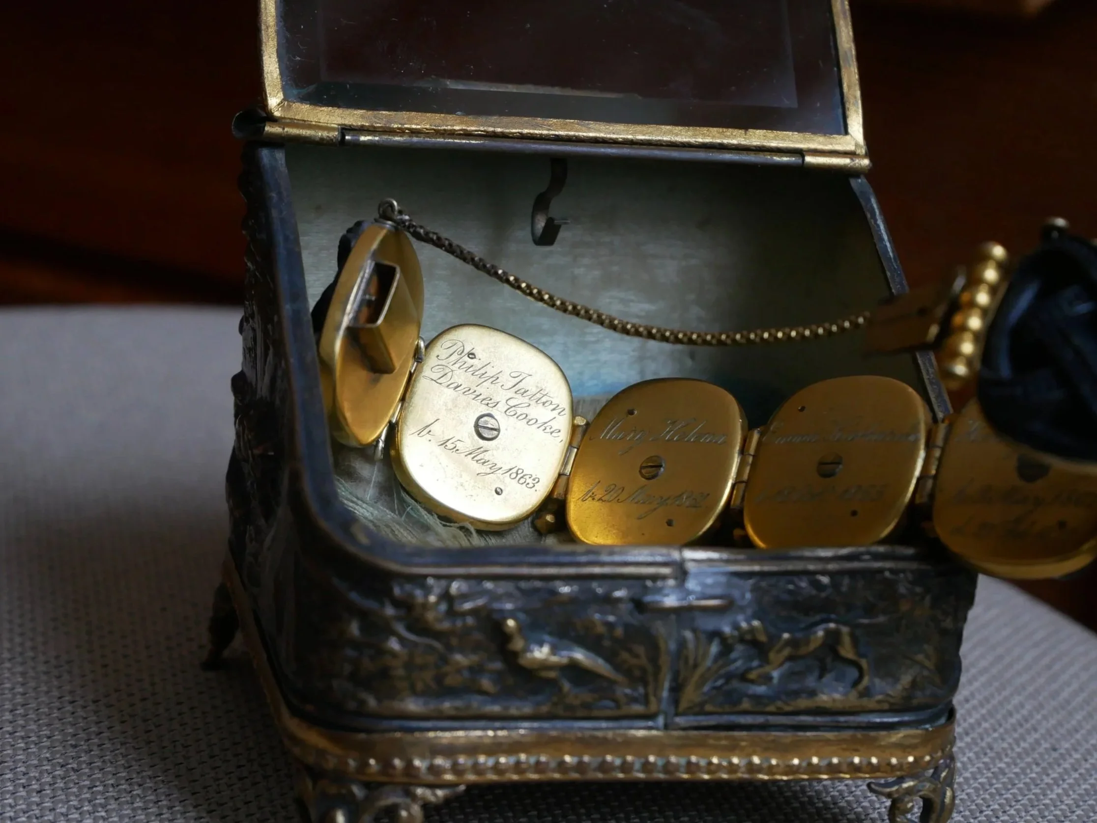 A bracelet of Welsh Aristocracy