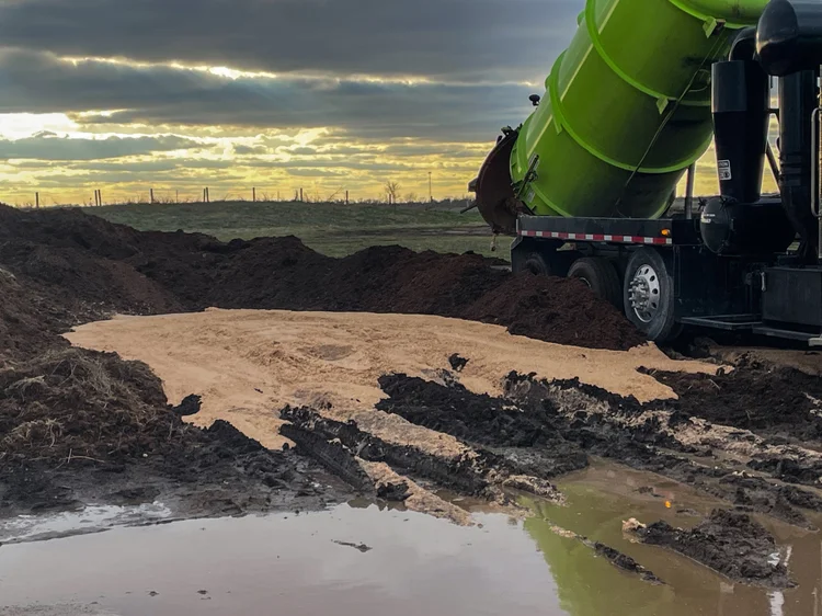Partner delivering food scraps to GoZERO facility