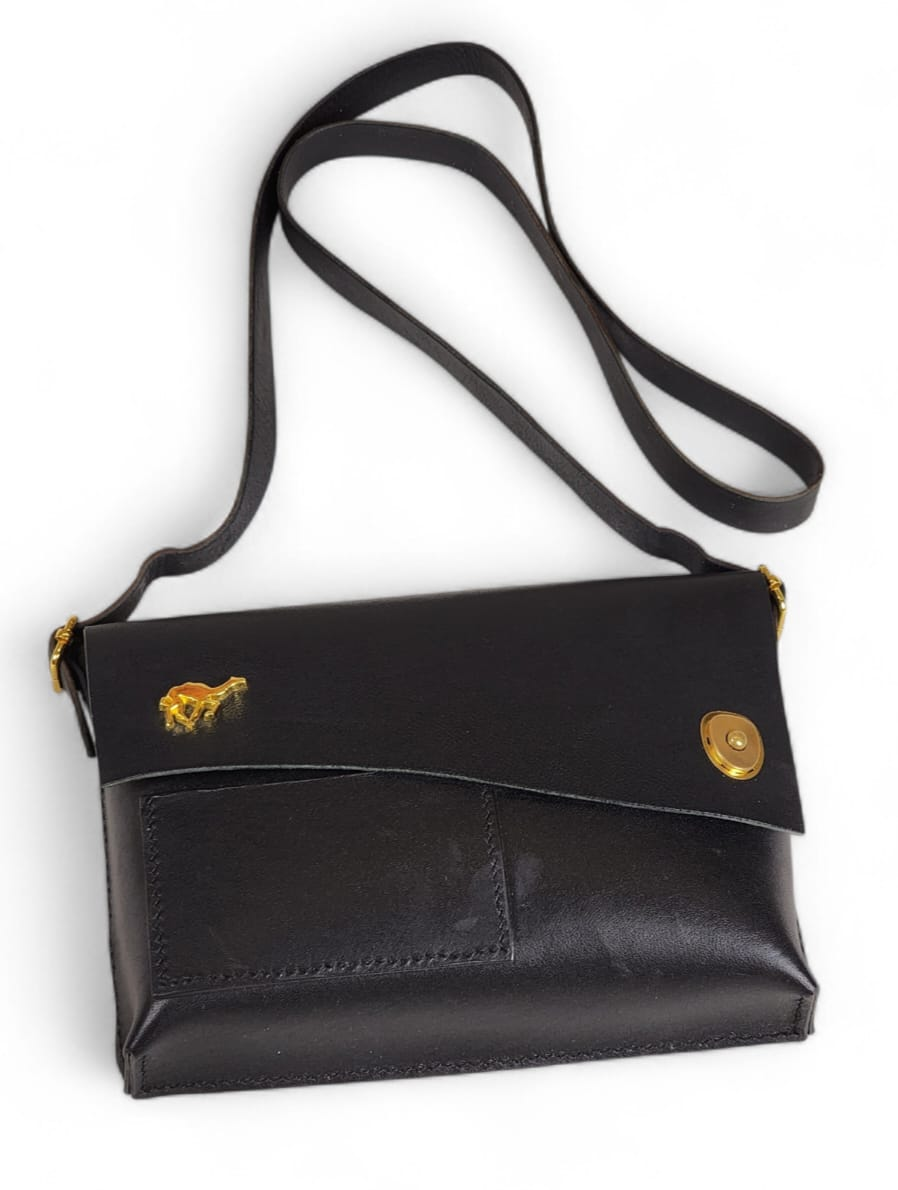 The Sigar - Dark Brown.png