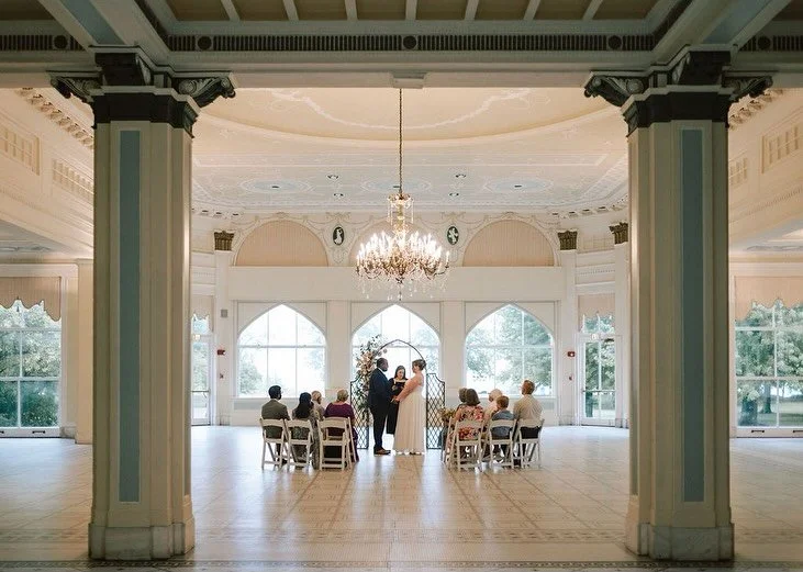 Buy the dress. Rent the space. Add the flowers. Invite your people. Eloping with @the_elopement_co couldn&rsquo;t be easier.

K+M chose to say their vows in front of their immediate family at the stunning South Shore Cultural Center in Chicago and it