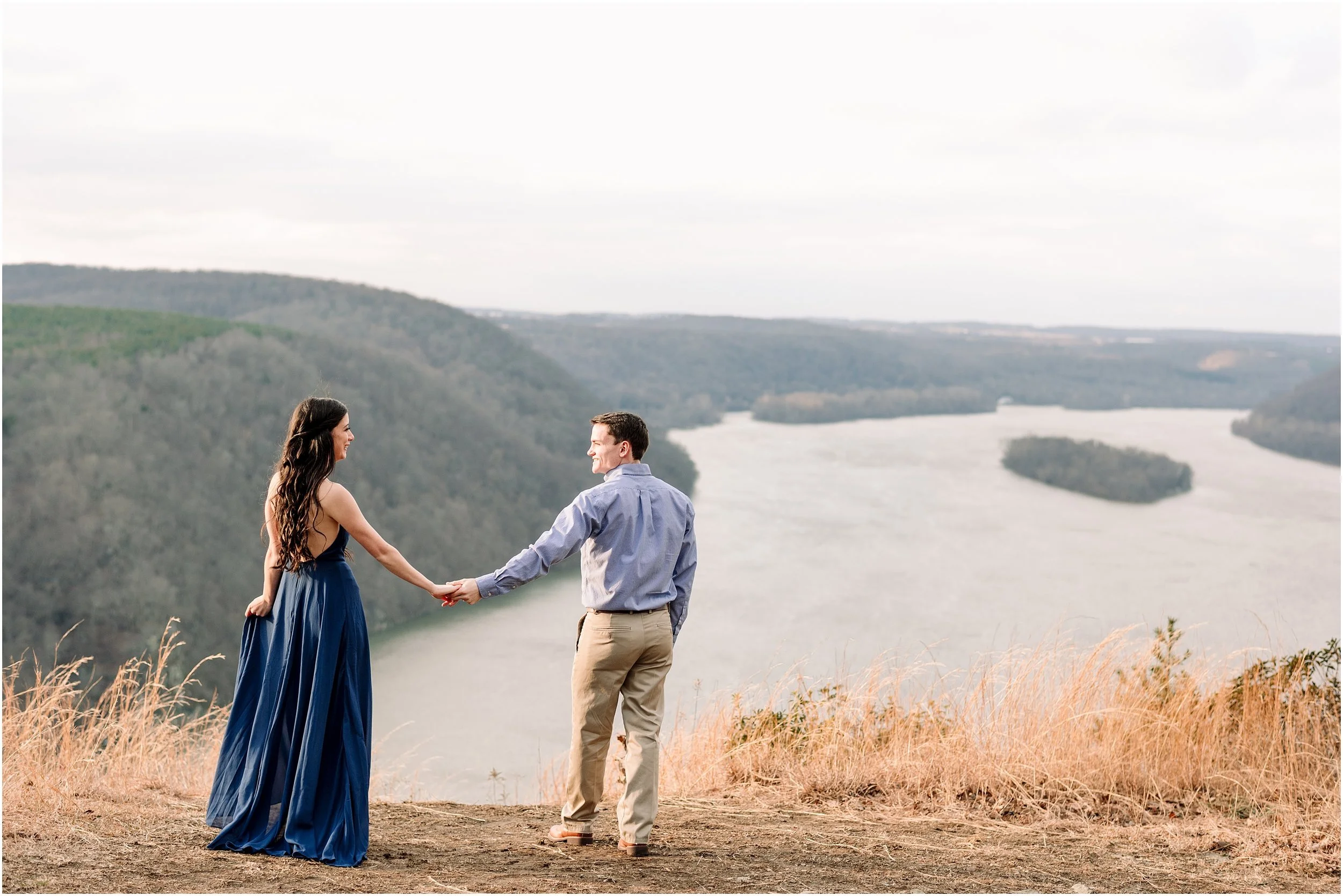 hannah leigh photography winter overlook engagement session lancaster PA_2641.jpg