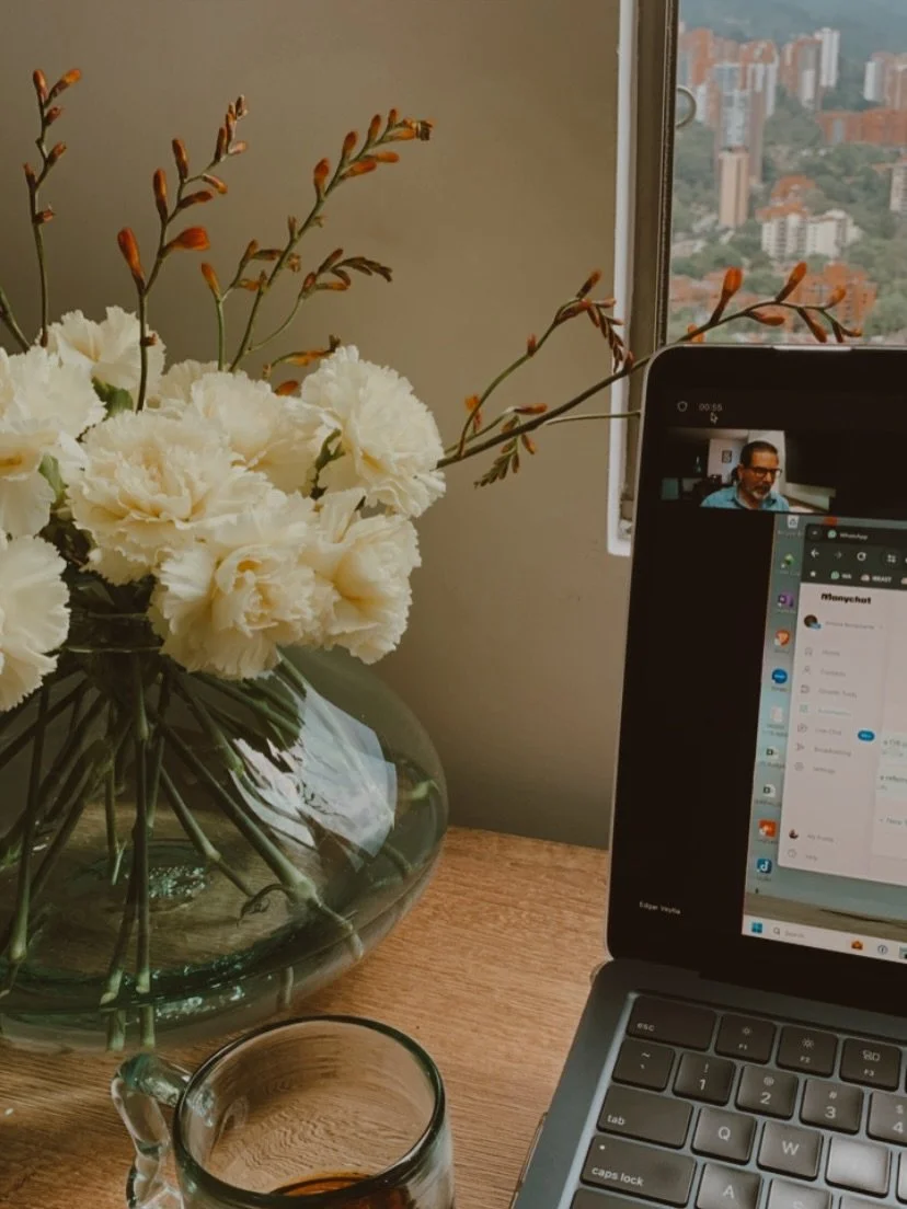 El camino del emprendedor y un post muy honesto. Hace ya casi dos a&ntilde;o decid&iacute; renunciar a un buen trabajo y lanzarme a emprender, cosa que nunca que pens&eacute;. Desde ese marzo en el que mi amiga @catalinacp20 me ayud&oacute; a crear e