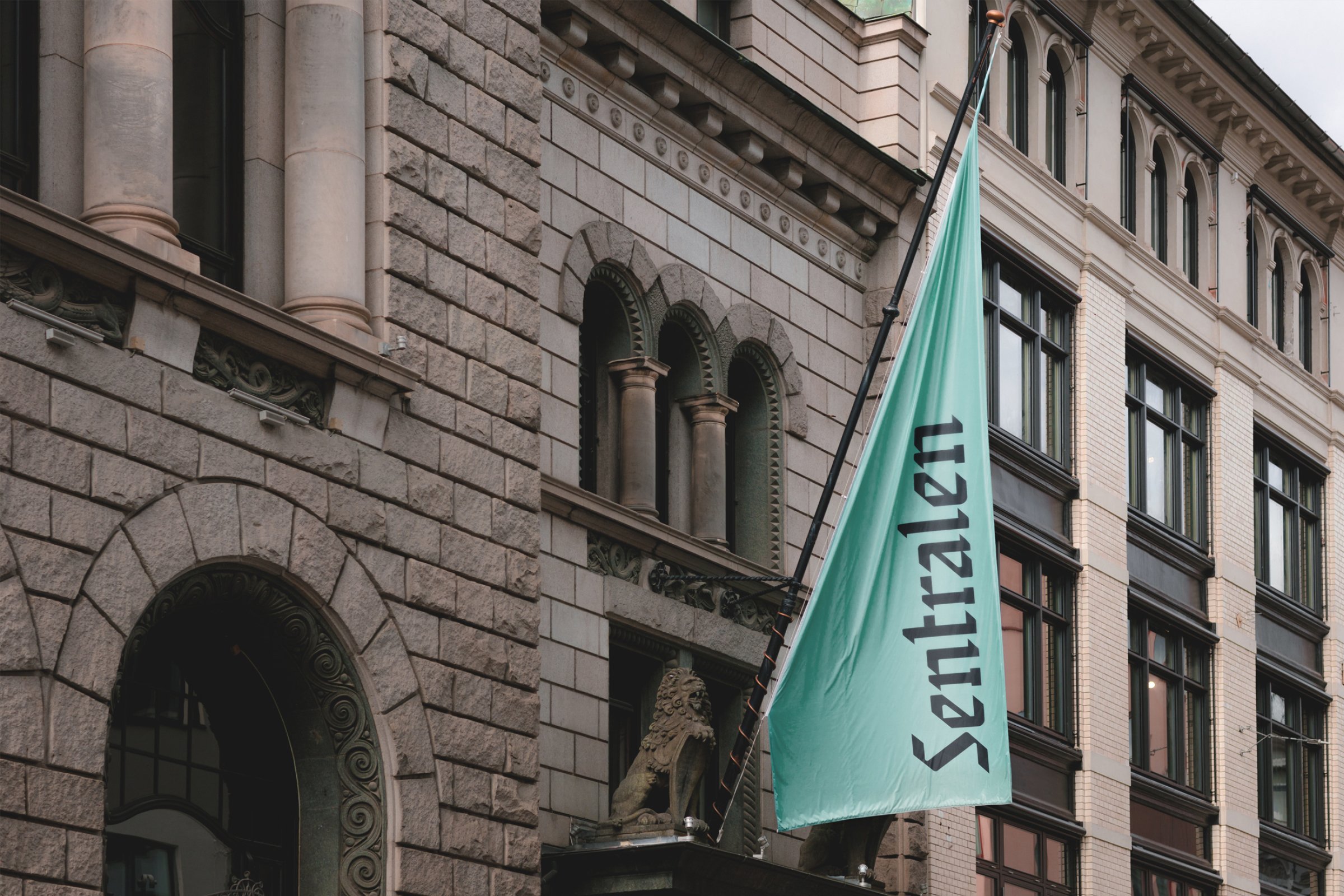 Sentralen_visuelt_wayfinding_2400px_001.jpg