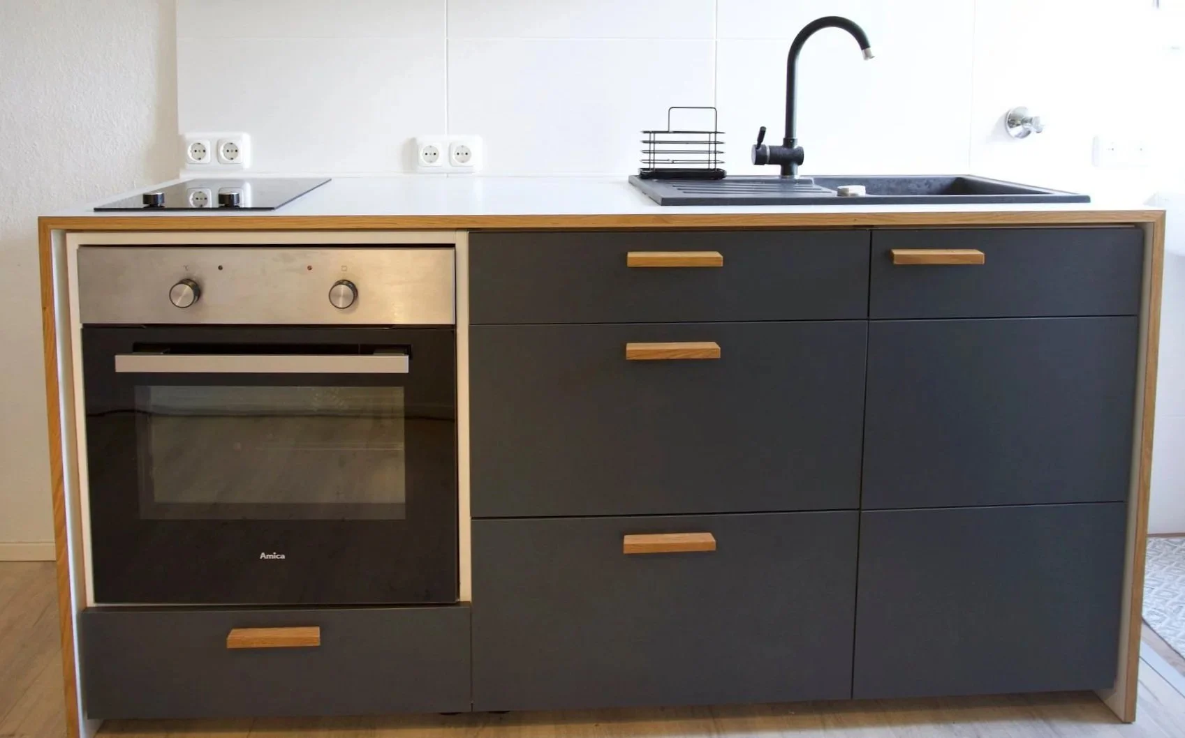 Küchenblock Schreinerarbeit MdM