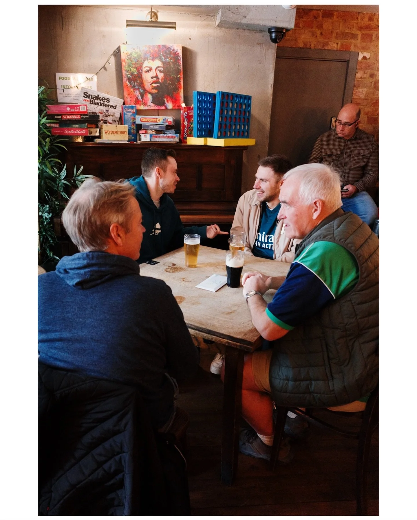 Arsenal 1-0 Crystal Palace
@hammertonhouse 
@thetollington 

&mdash;&mdash;

#SPiCollective  #eyeshotmag #canpubphoto #burnmyeye #street_avengers #thephotosector #framelinesmag #streetizm #streetsygram #street_badass #shinyhappystreet #streetsygram #