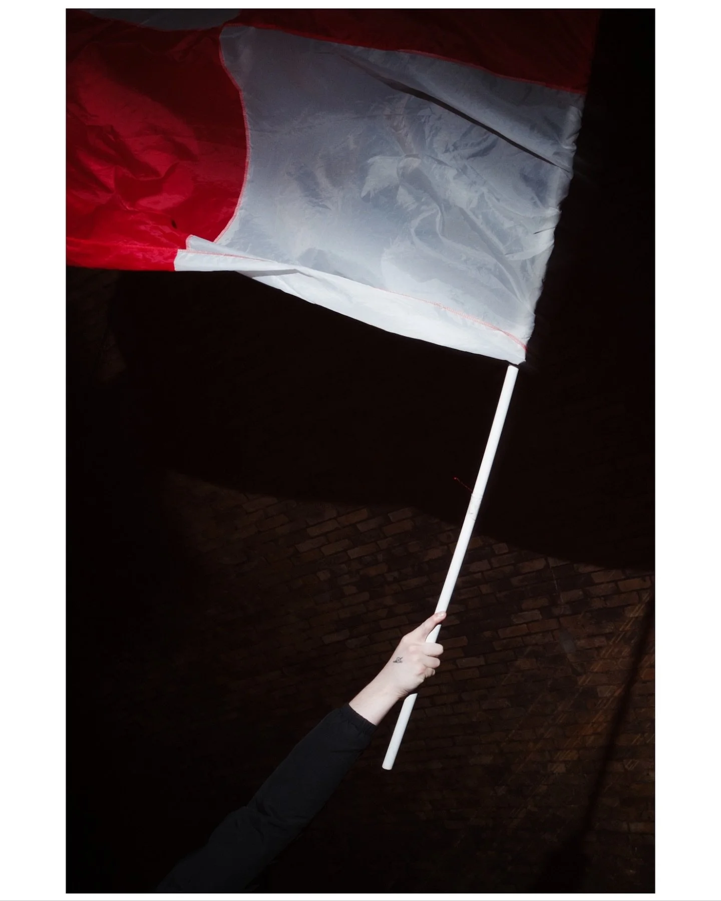 &ldquo;Everywhere they go&rdquo;

Arsenal 4-1 Tottenham
The streets are our own

&mdash;&mdash;

#arsenal #streetphotography #ShootGR_London #ShootGR #GRSnaps