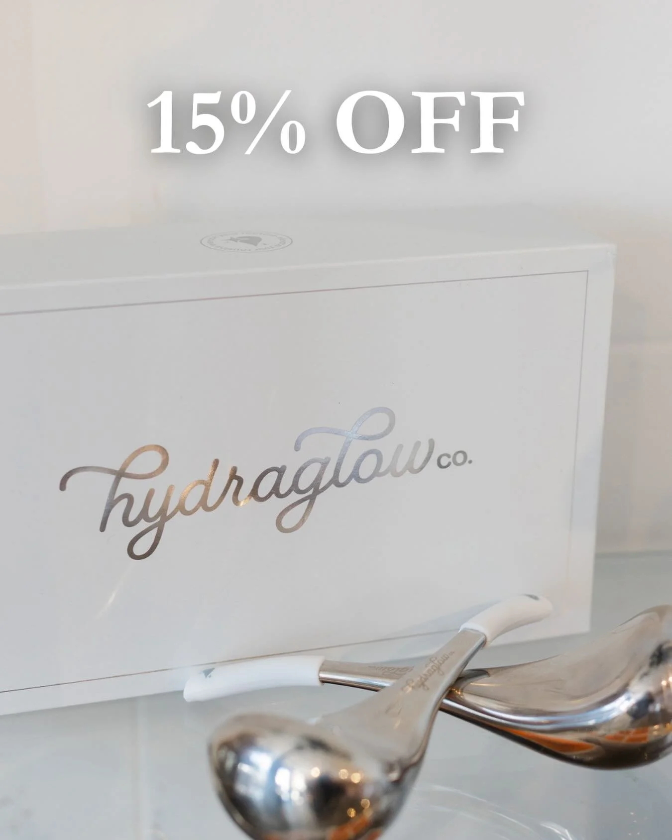 Day 6! It&rsquo;s almost Christmas! Take 15% off HydraGlow - another great gift idea! 🩵💧