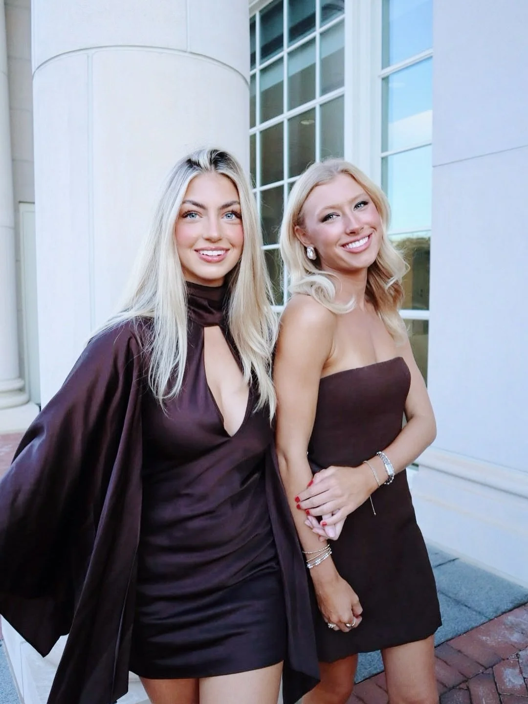 Happy semi formal!! We had the best time dressing up with our girls!🤎🕺😊

#AuburnZeta #GammaRhoLovesYou