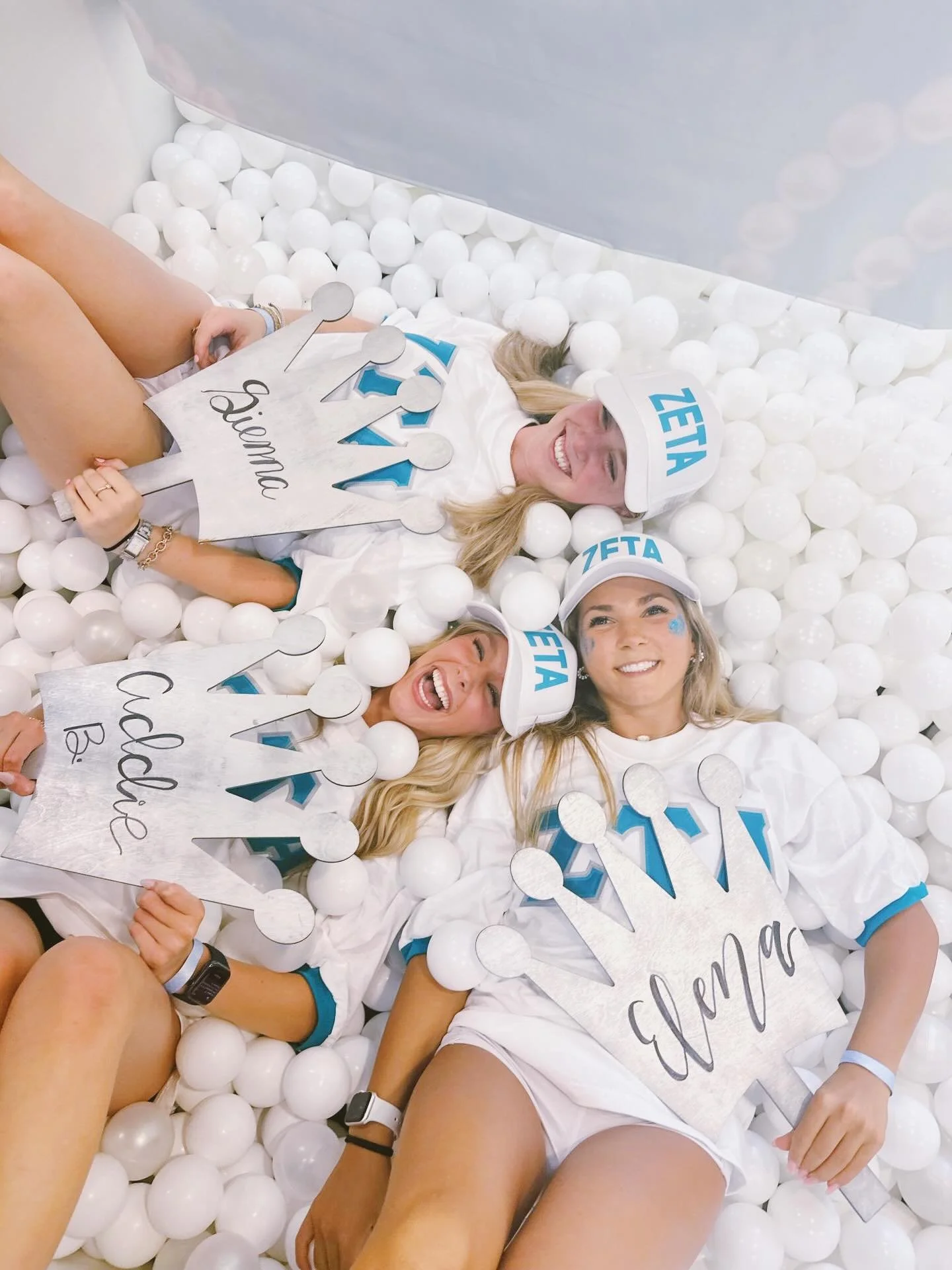 Just spending the last day of the semester reminiscing on time with our best girls! See ya next year!!! 🩵

#GammaRhoLovesYou #AuburnZeta