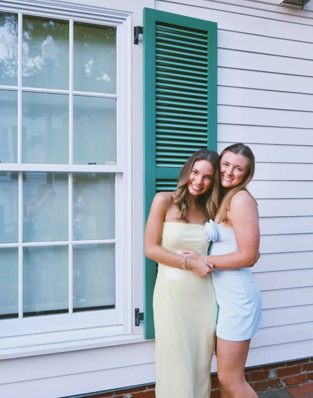 Introducing a new series featuring #BIGLITTLEDUOS, starting with Maddie Hunsberger &amp; Lauren Greenfield! 🤍

From Lauren:

From our first big-little date to now, Maddie has quickly become a best friend and someone I couldn&rsquo;t imagine life wit