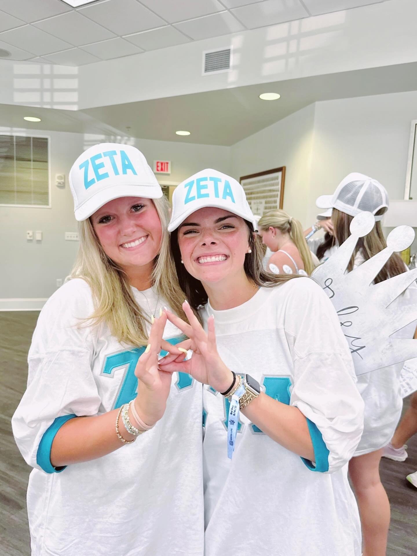 #WHYZTAWEDNESDAY with Riley Cooper, a member of PC &lsquo;25!!! 🩵

&ldquo;Coming to Auburn knowing absolutely no one and nothing about sorority life, I walked into recruitment with no idea where I would end up. It became a week of fully trusting in 