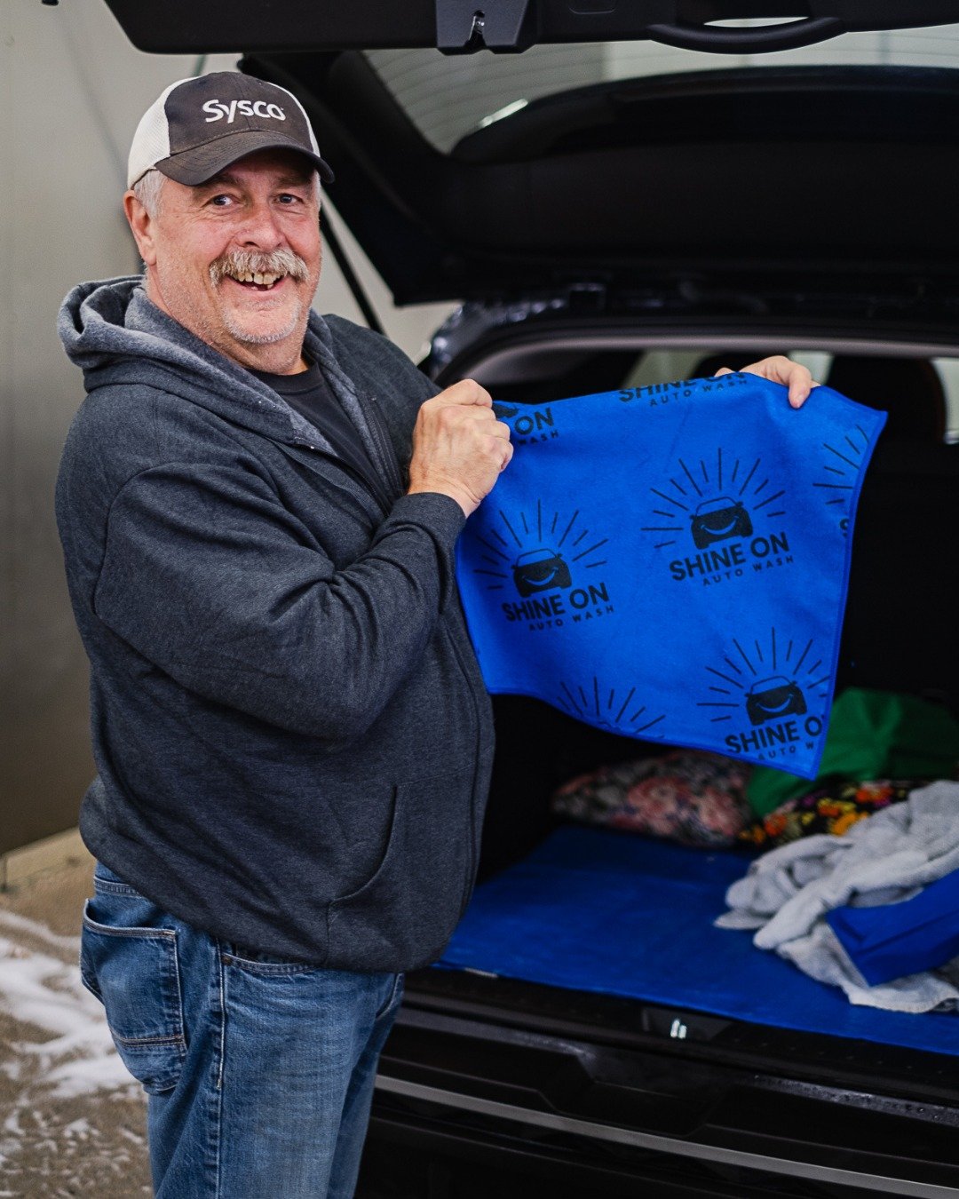 One of our favourite easy gifts this time of year 🎁

Our signature Shine On microfibre cloths are perfect for car lovers and fit right into any stocking, no wrapping skills required!

#ShineOnAutoWash #CleanCarClub #YQR