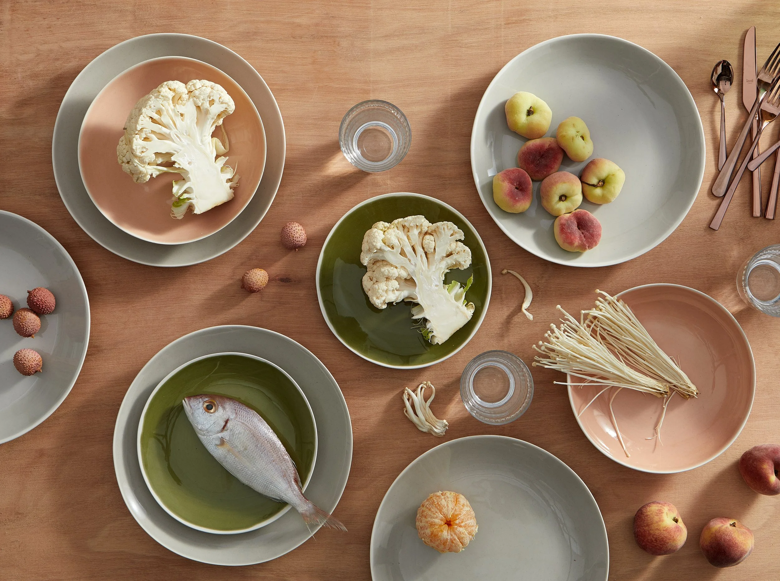 Noah_12pc_Dinnerware_Set_Pink_Green_and_Grey_020_.jpg