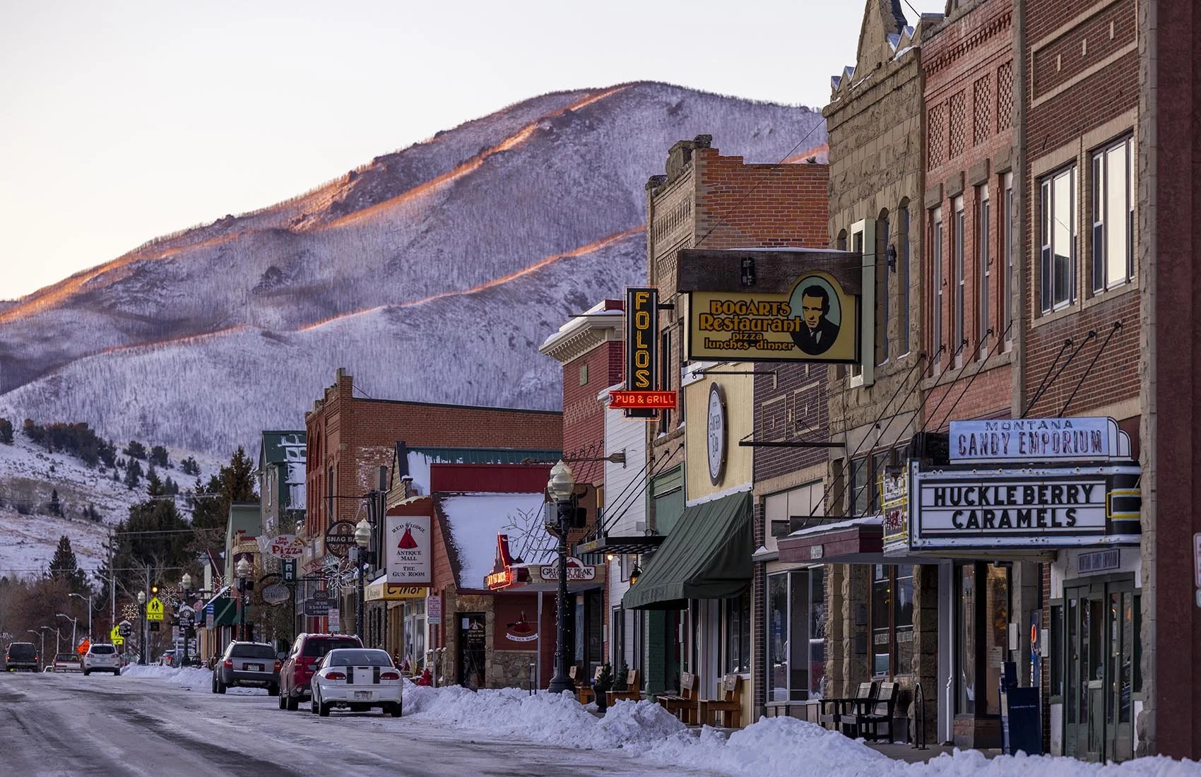 A Joyful Western Christmas: Decorating with Heart (and a Little Magic)