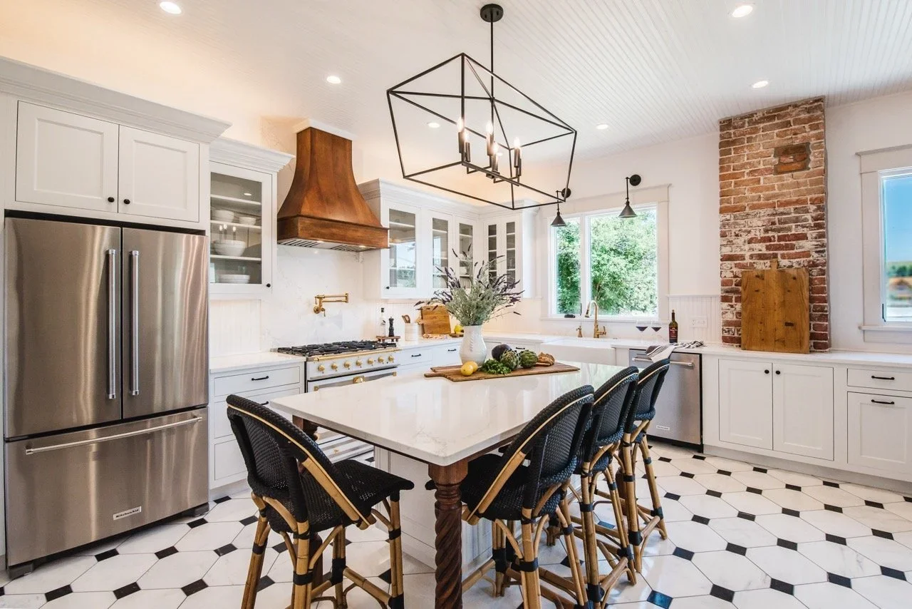 Lighting in Montana Home Design: How to Make Your Western Second Home Feel Warm All Year