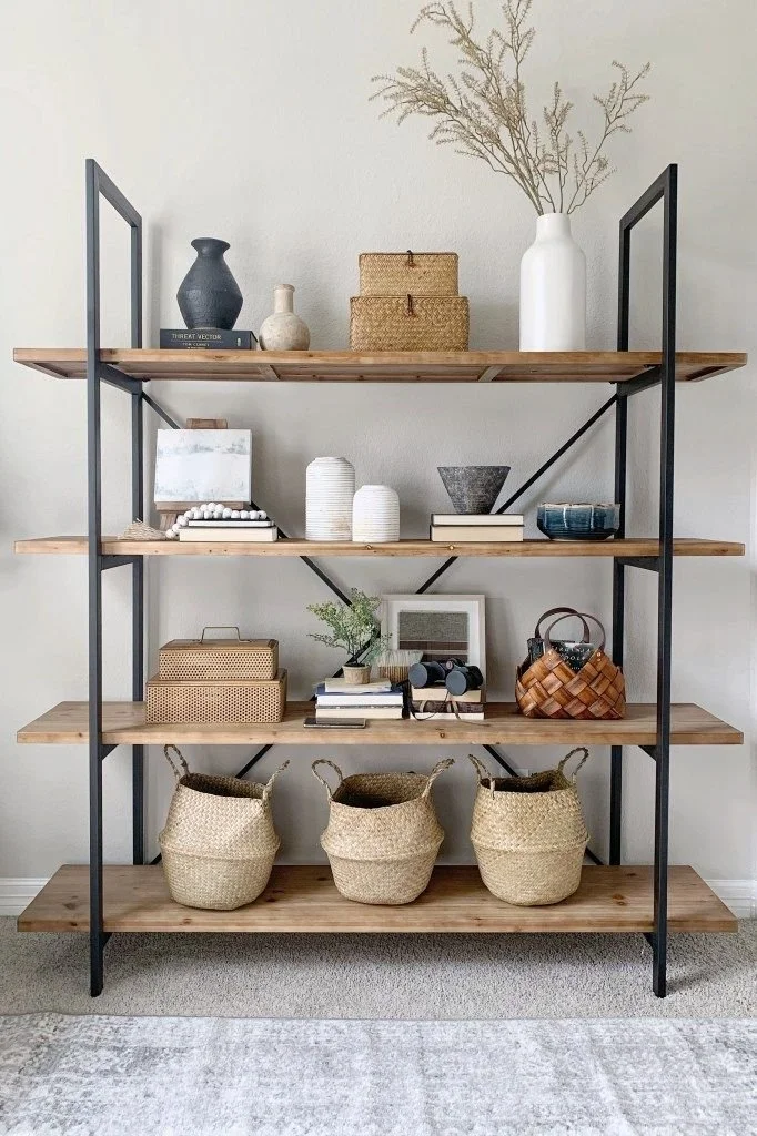 Divine Organization: Bringing Peaceful Order to Homes and Lives in Texas Hill Country