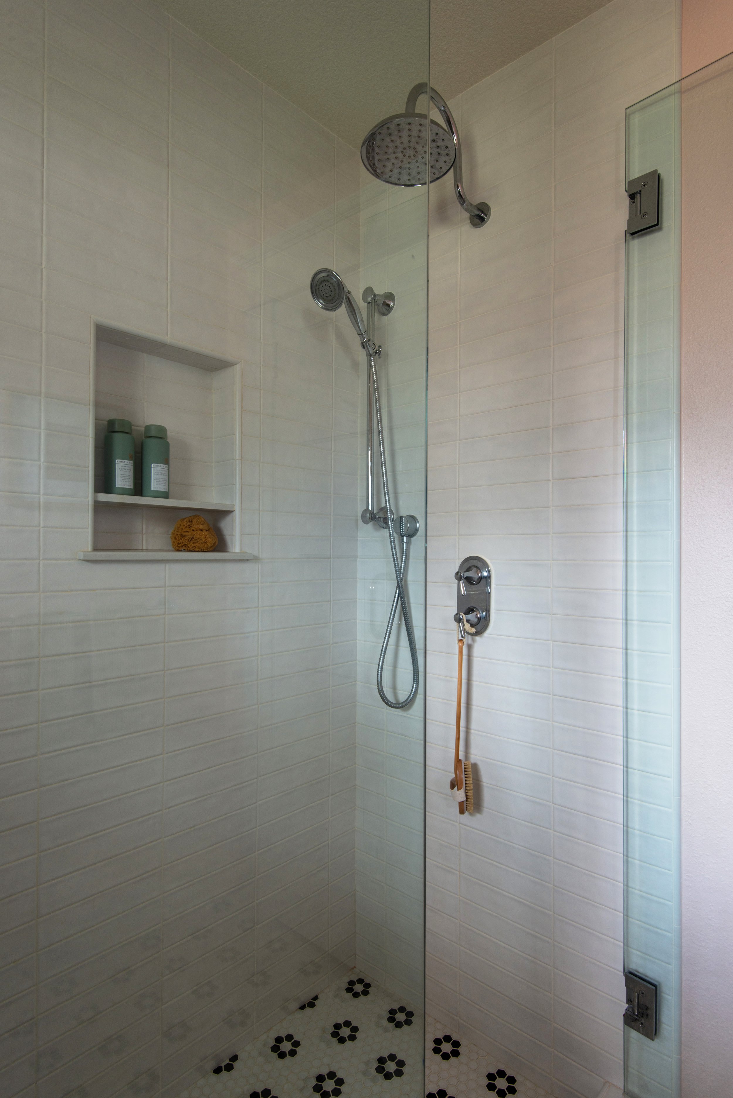 HOW TO CHOOSE THE RIGHT portland CONTRACTOR FOR YOUR NEXT PROJECT