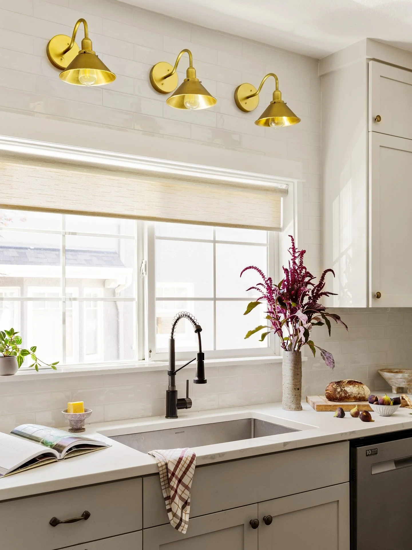Some sweet details and styling at our Grant Park project kitchen. It&rsquo;s exciting to see every little detail - some that we decided on years ago at this point - all come together. What&rsquo;s your favorite part?

Design via @annareinhardinterior
