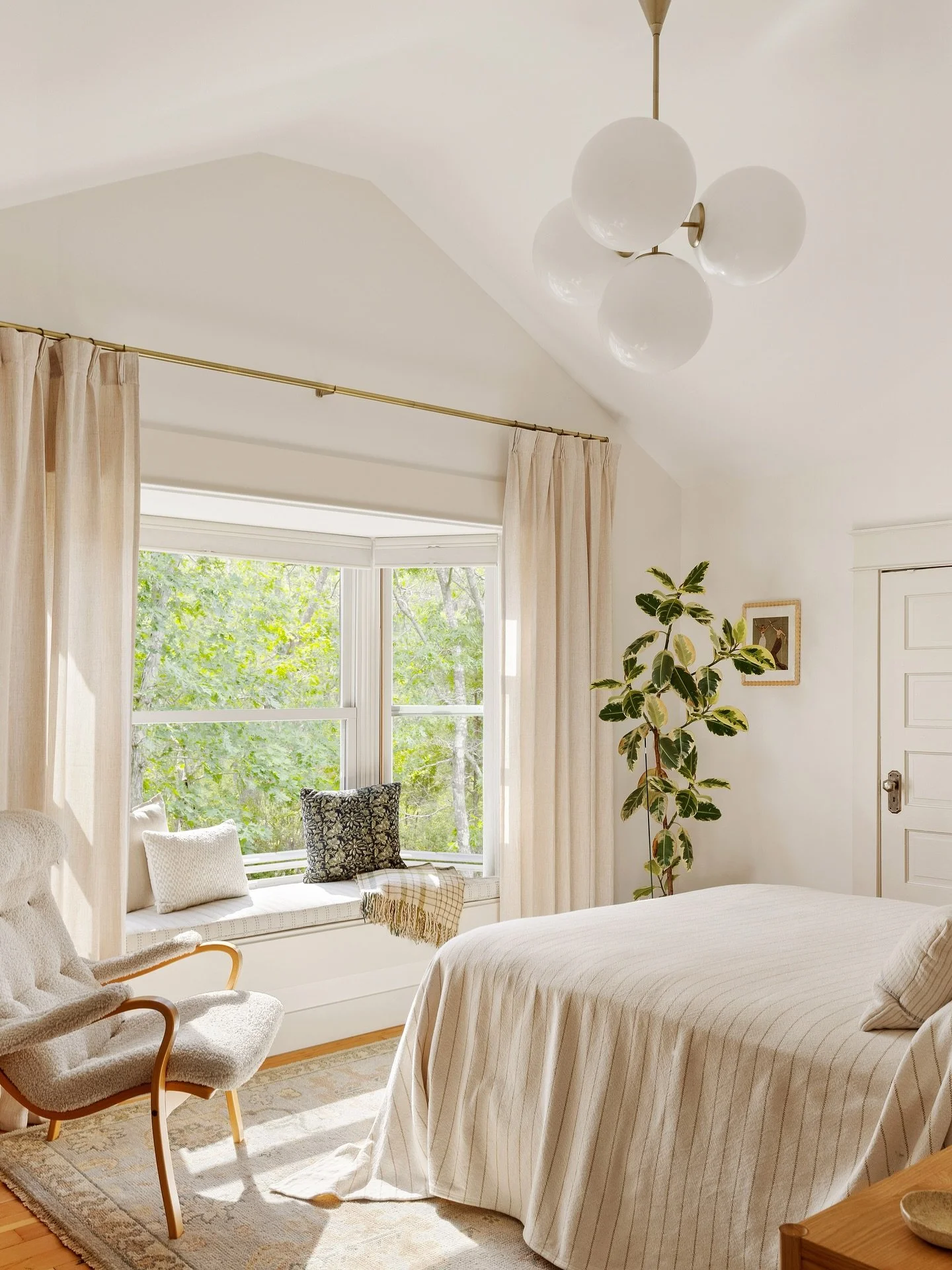 Introducing the bedroom at our Grant Park project. We took a dark, less considered room and made it one of the brightest spaces in the whole home - by vaulting the ceilings and making a proper, cozy window seat. What a difference! 

Design via @annar