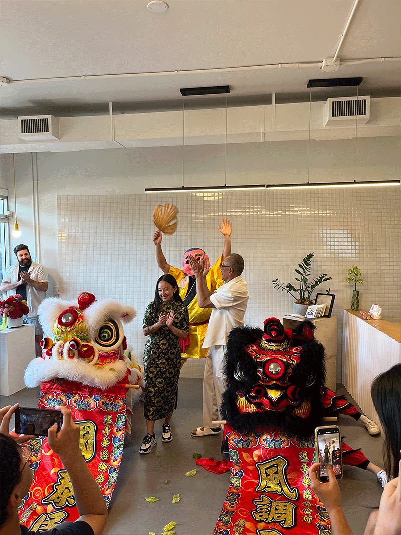 lms-lion-dance.gif