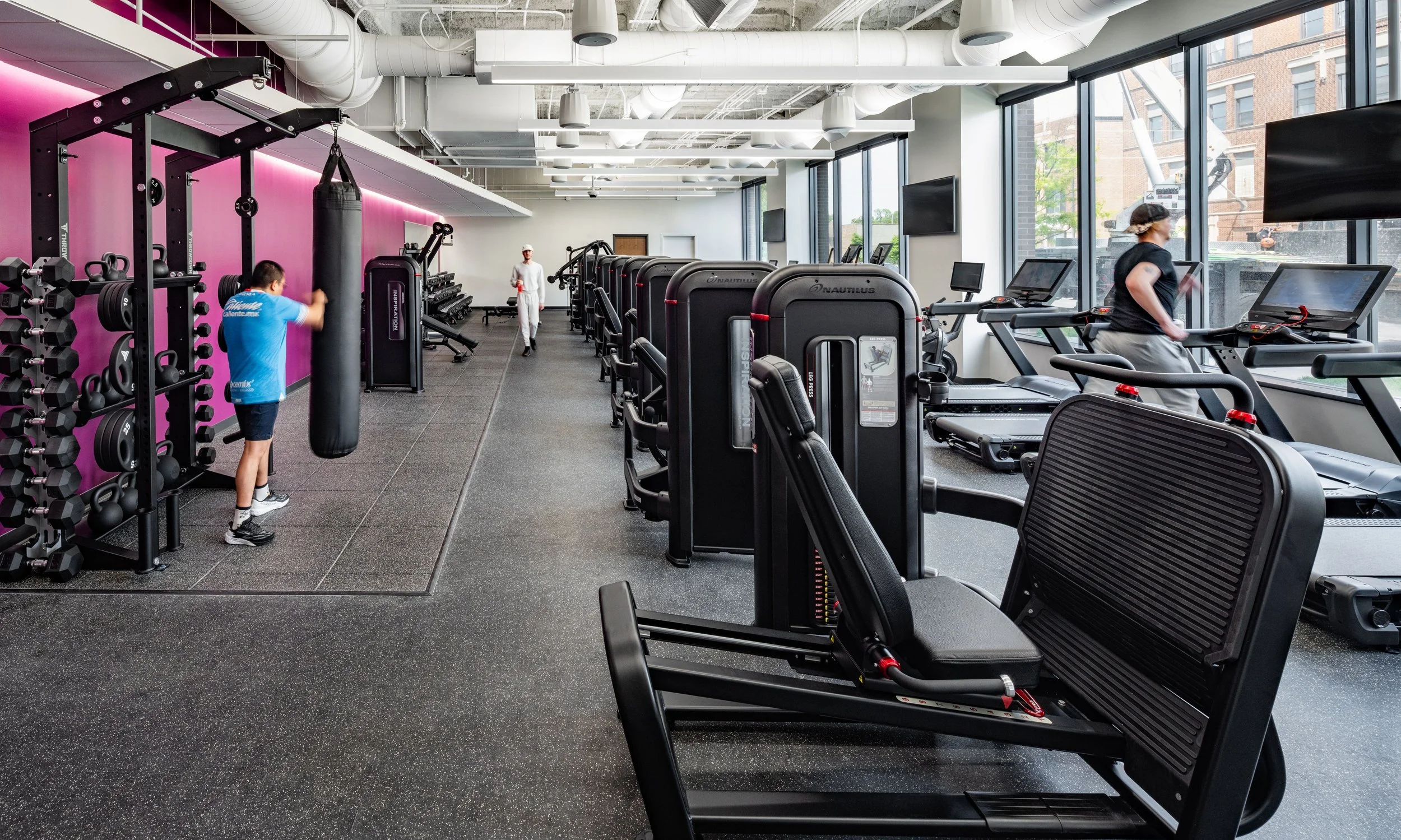 YMCA04.jpg