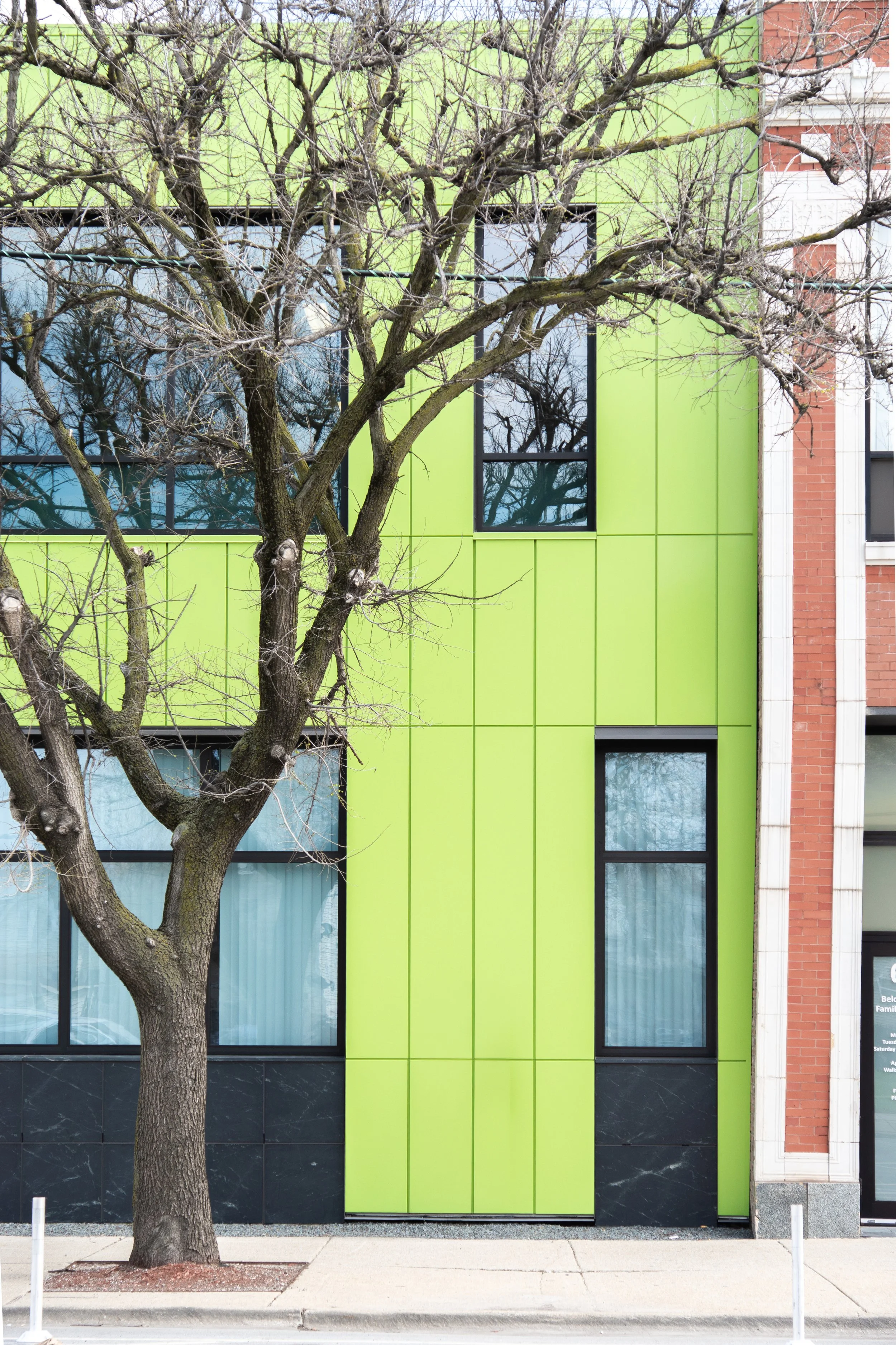 Exterior 05.jpg