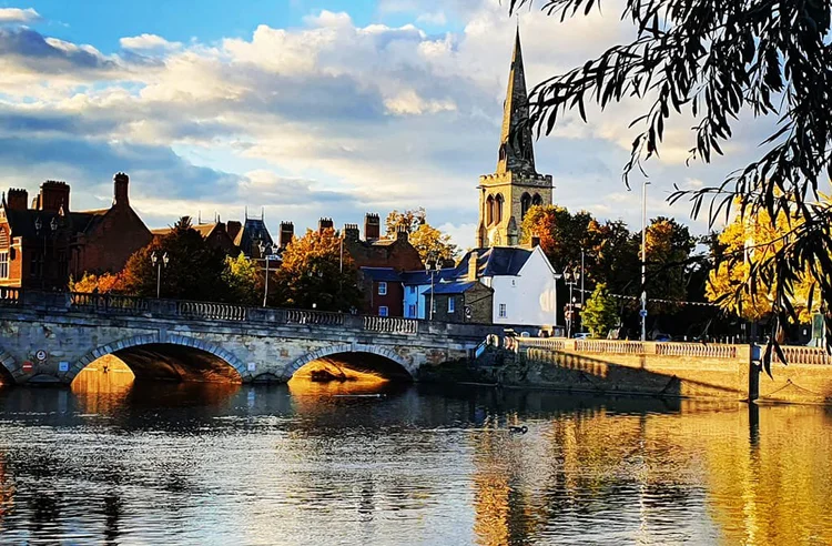 Bedford — Town Bridge over the River Great Ouse