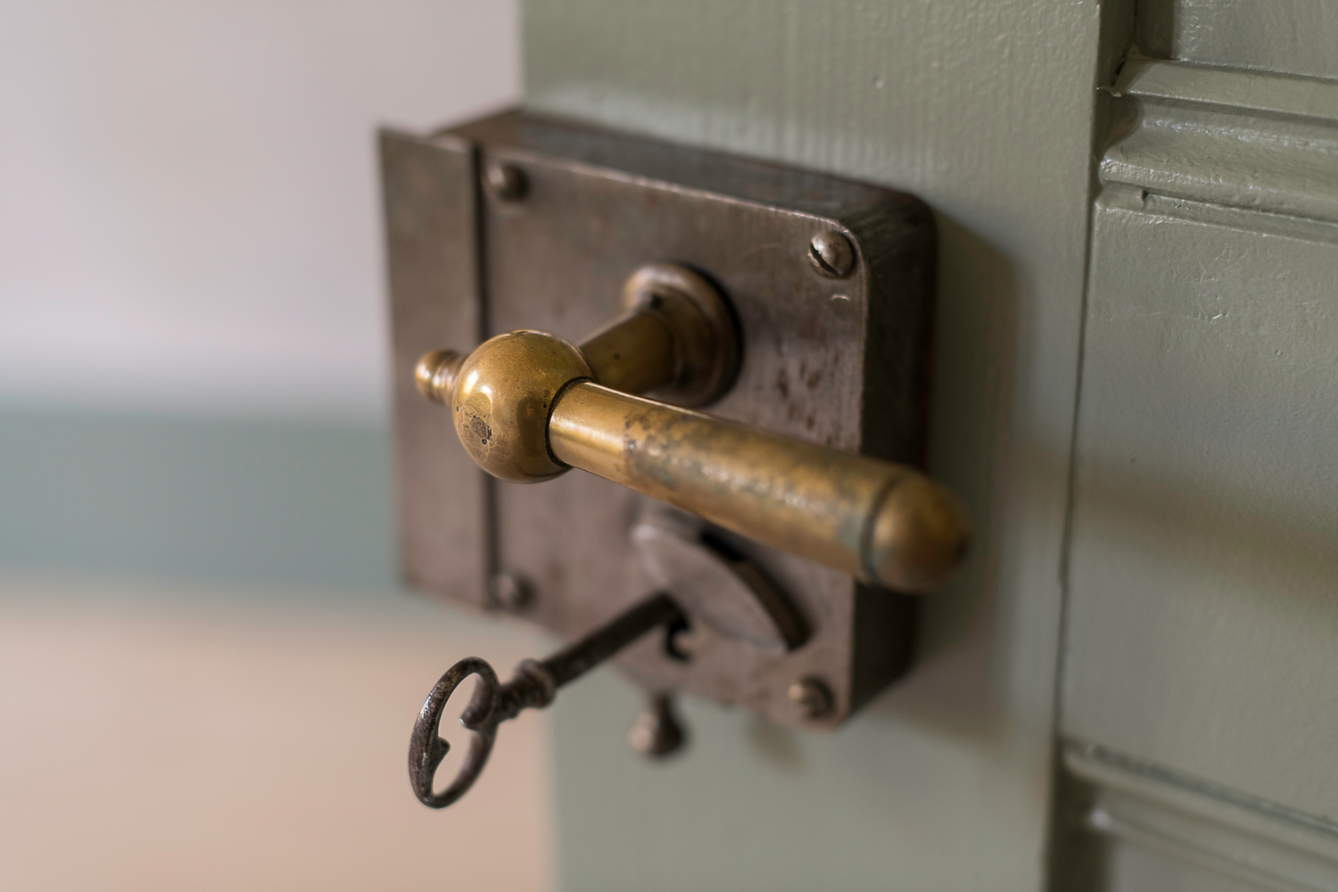 Varley-Interni-A17-Sanfte-Sanierung-Altbau-REFH-©RolandJukerFotografie_20210421_62_0112_B.png