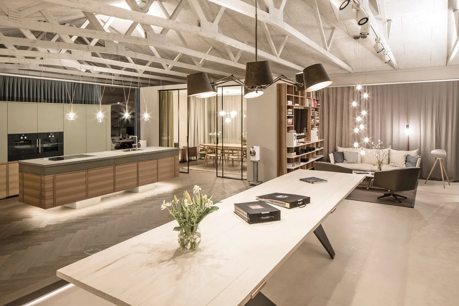 Varley-Interni-S62-03-Innenarchitektur-Bern-Bueroausbau-Kueche.jpg