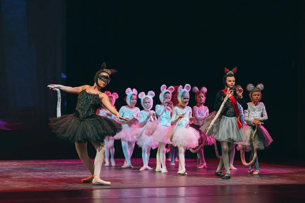 FidalgoDanceWorksNutcracker110.jpg