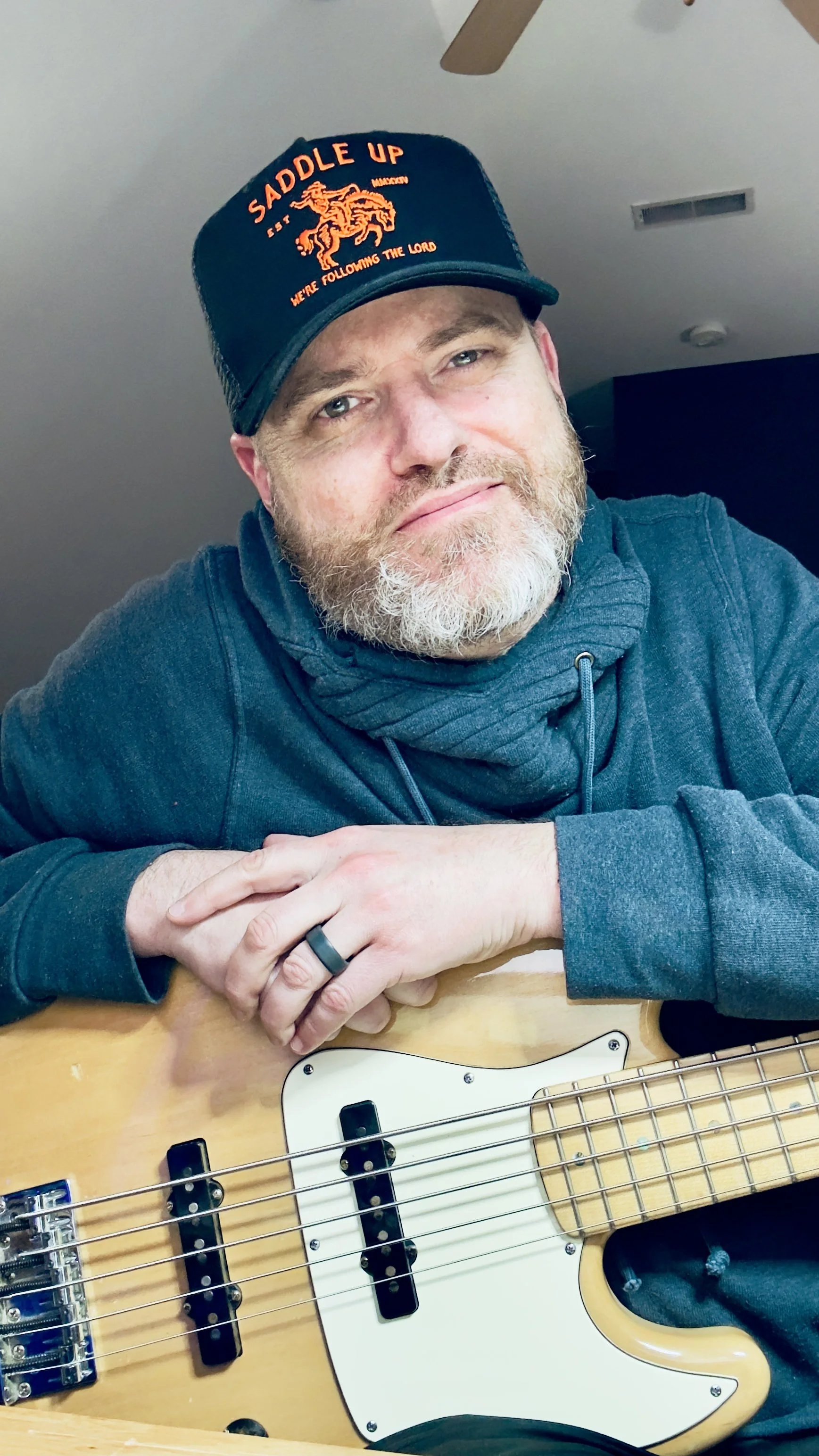 Jeremy Worden, Seuf 5-String Jazz Bass.