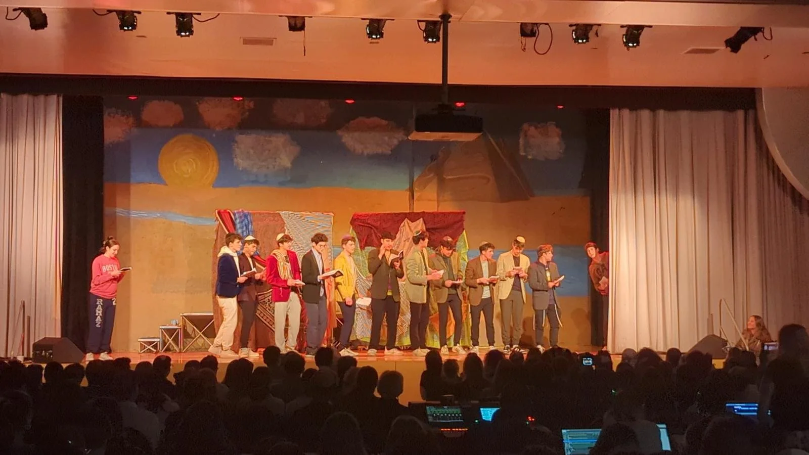 PHOTO-2025-02-26-19-15-43 2.jpg