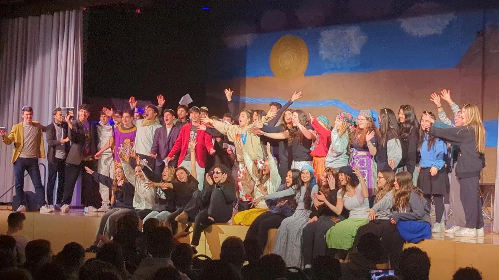 PHOTO-2025-02-26-19-15-43 9.jpg