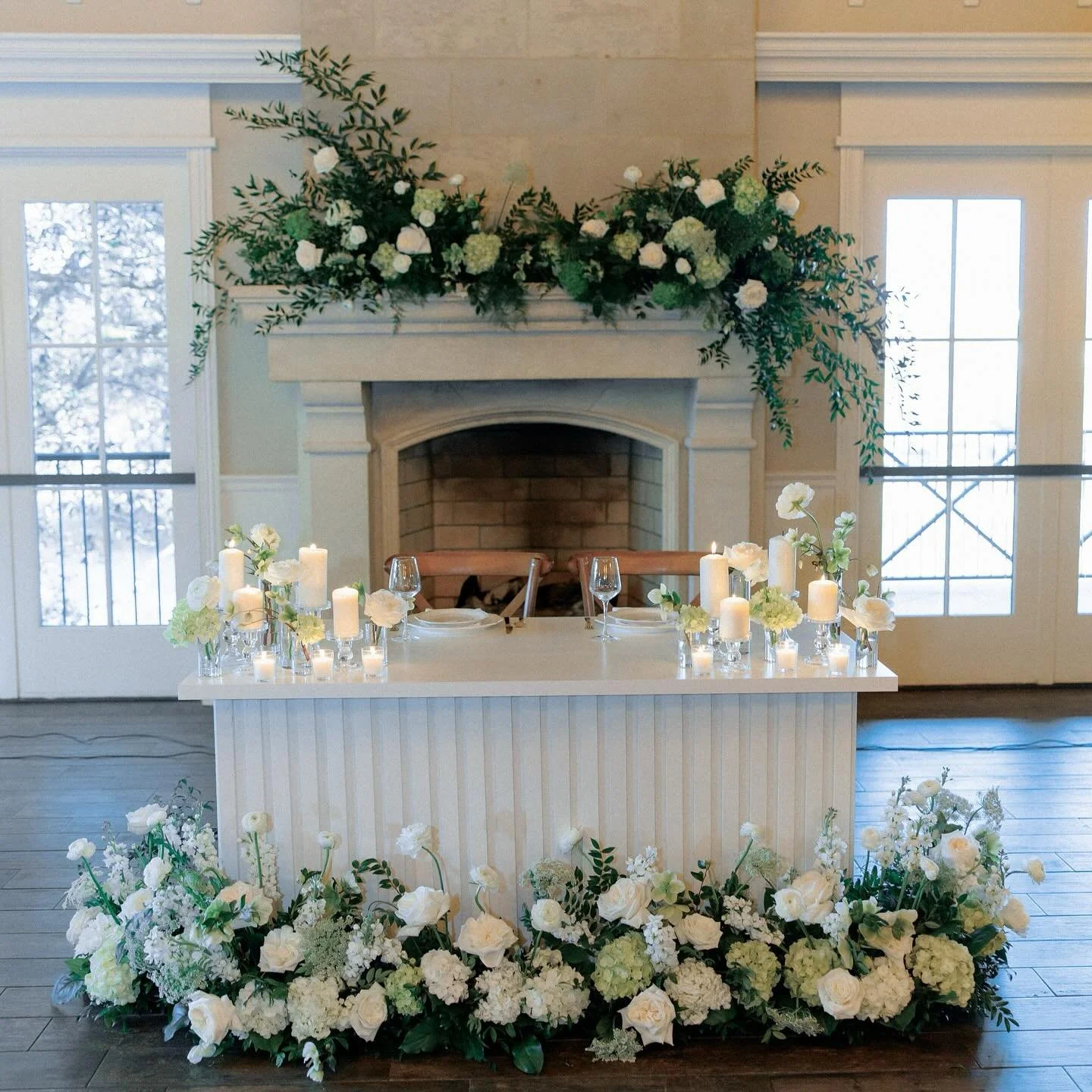 Beautiful Sweetheart setup 🤩

#sweetheart 
#sweethearttable 
#weddingdecor 
#wedding
#weddingflowers 
#weddingrentals 
#jax 
#jacksonville 
#jaxflorist 
#jacksonvilleflorist 
#bride